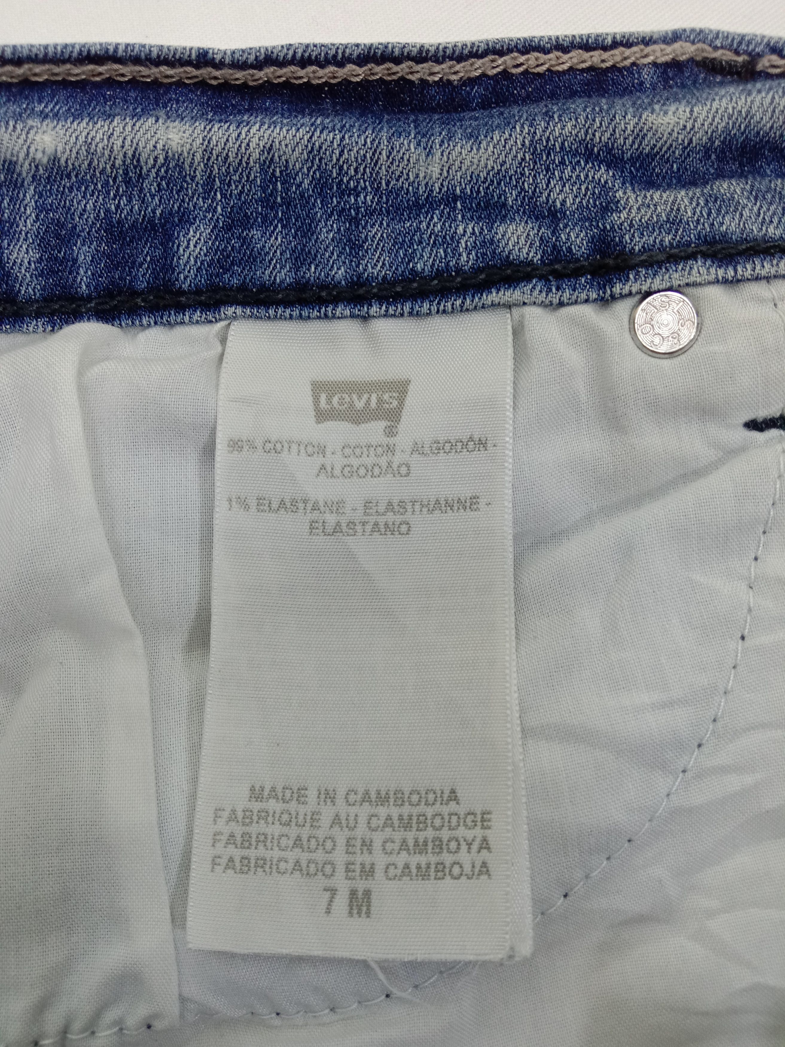 Levi's Vintage Levi's 524 Flare Jeans Faded Blue Ripped Denim Size 28" / US 6 / IT 42 - 18 Thumbnail