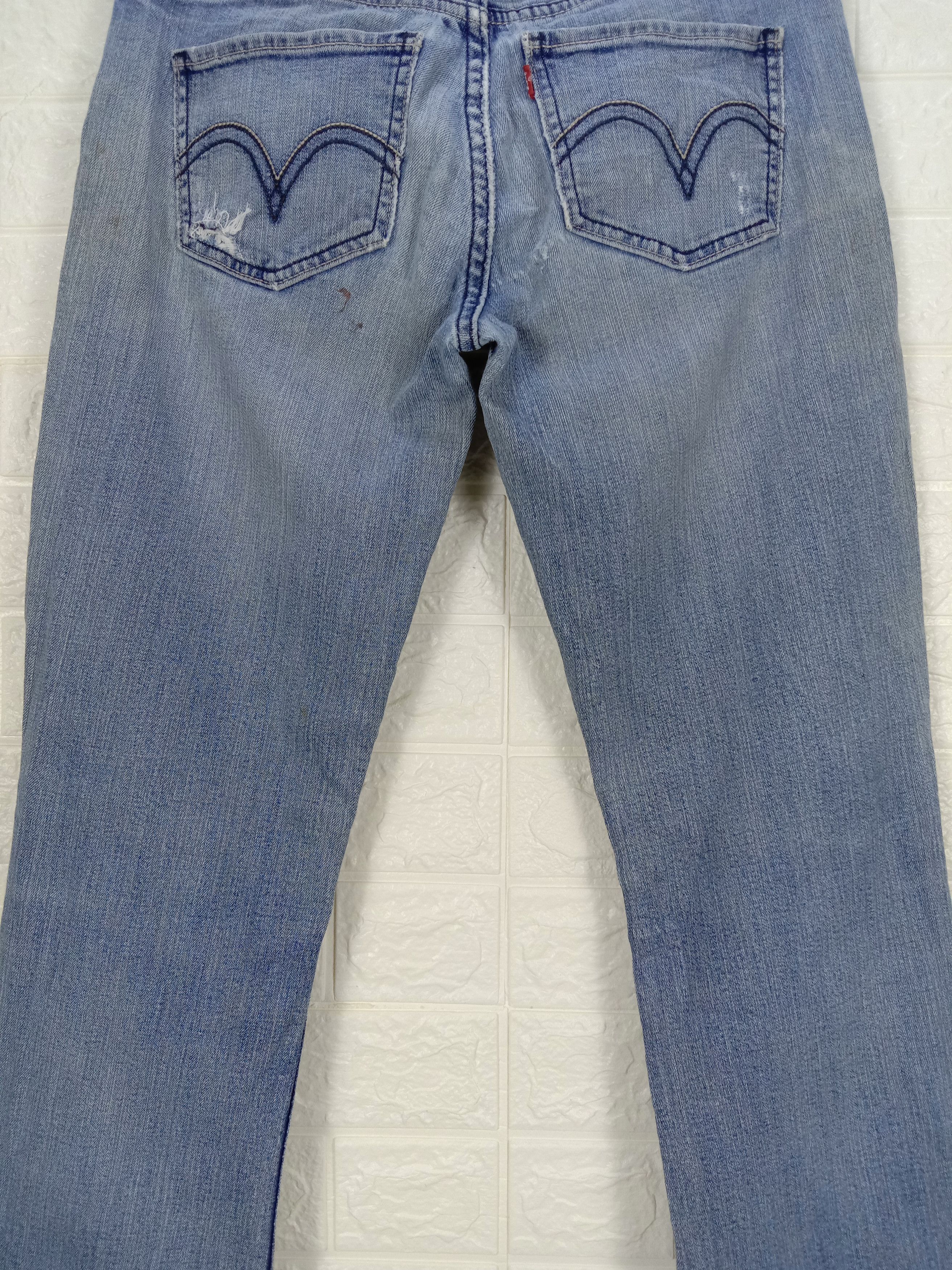 Levi's Vintage Levi's 524 Flare Jeans Faded Blue Ripped Denim Size 28" / US 6 / IT 42 - 7 Thumbnail