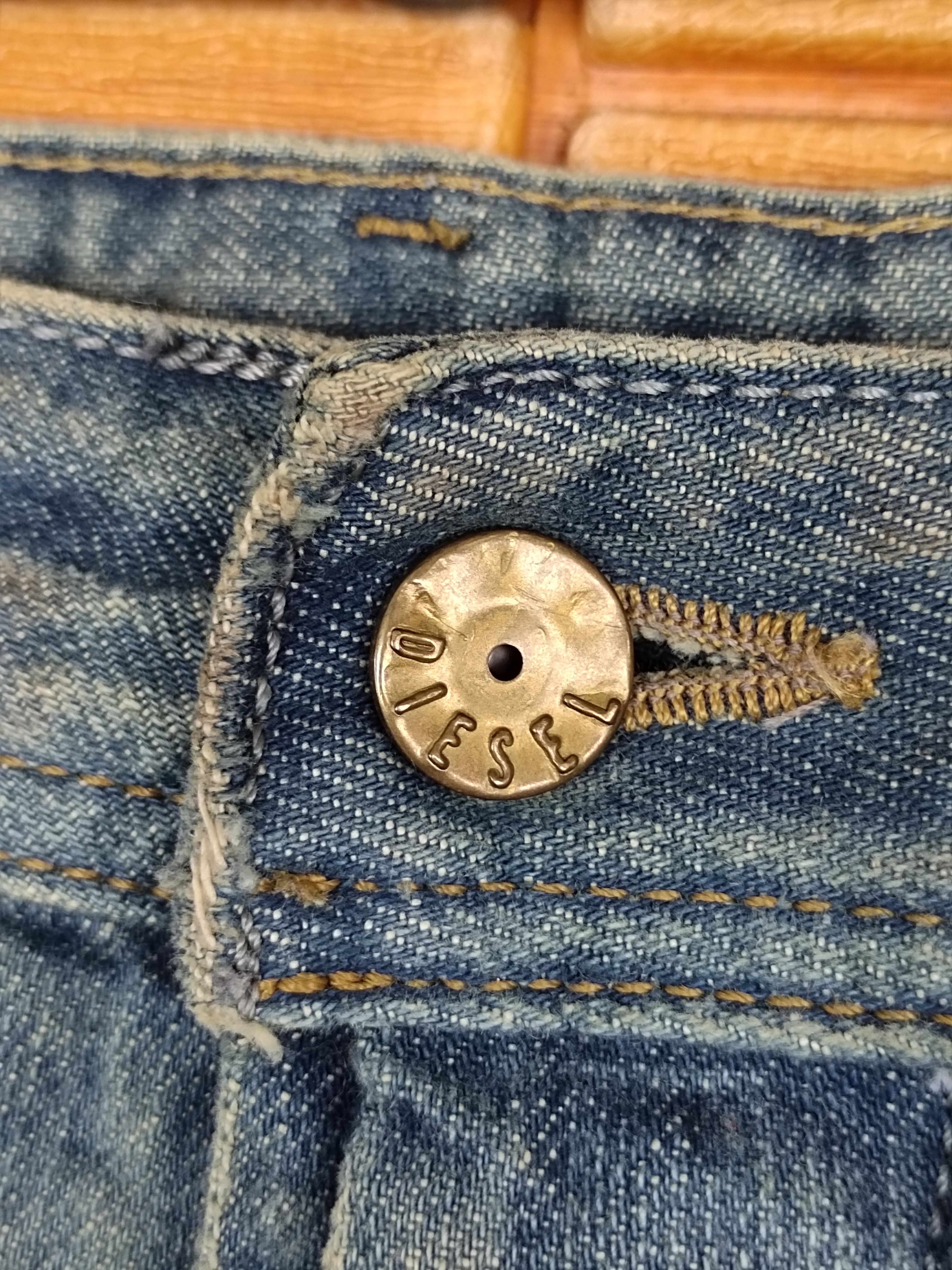 Diesel Vintage Diesel Braddom Regular Slim Denim Jeans Y2k Size US 32 / EU 48 - 15 Thumbnail