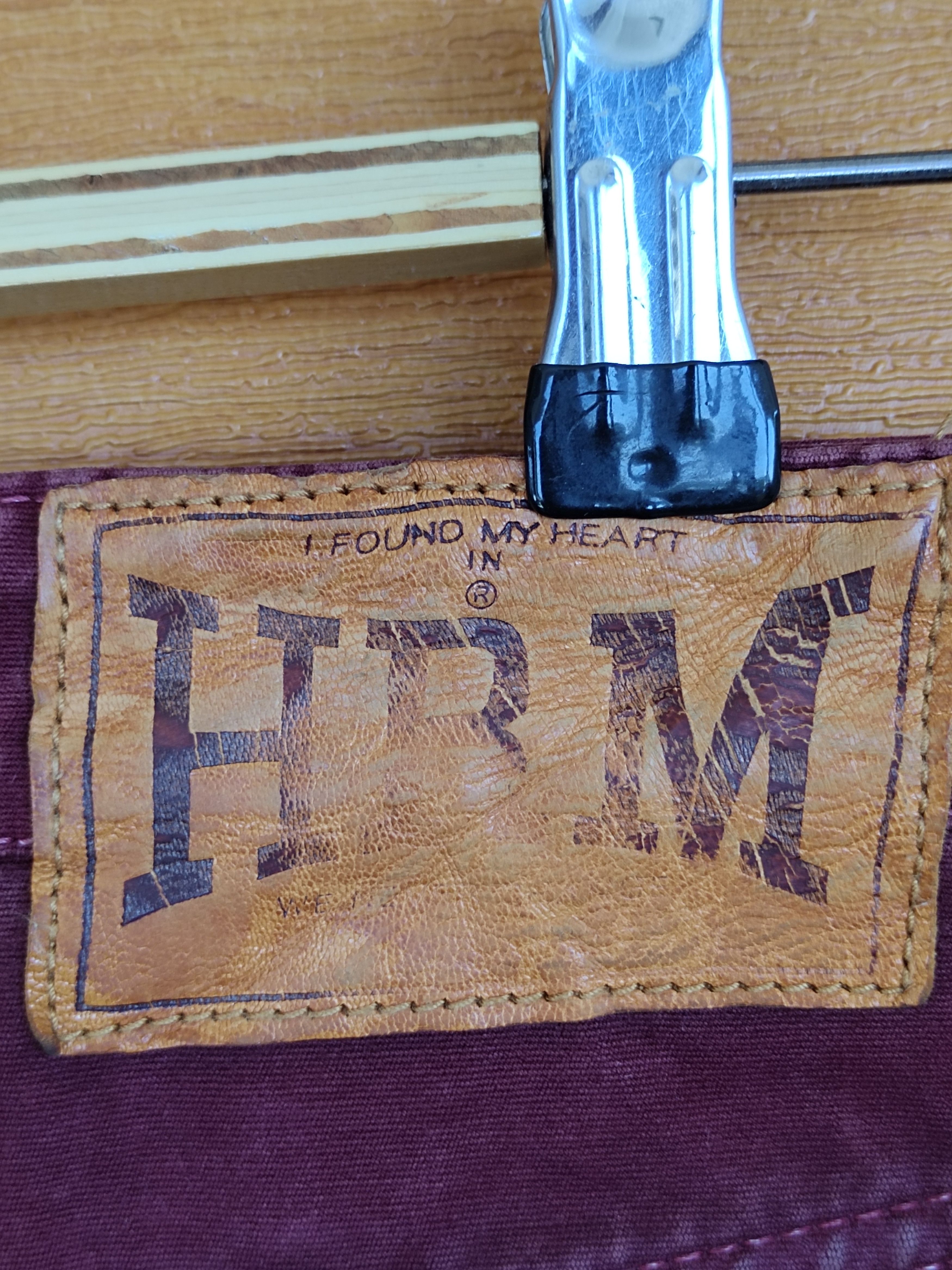 Number (N)ine × Undercover HRM Japan Red Waxed Cotton Denim Pants Size US 32 / EU 48 - 8 Thumbnail