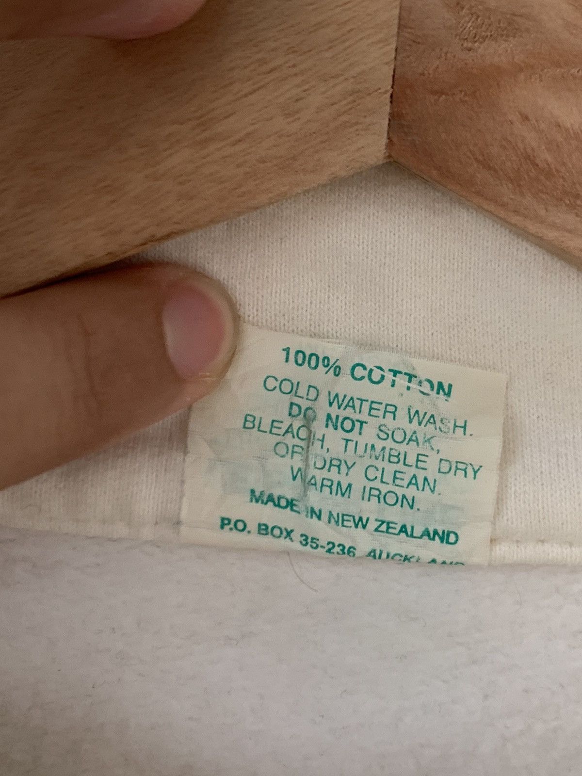 Canterbury of New Zealand Vintage 90s New Zealand Small Logo White Sweatshirt Size US M / EU 48-50 / 2 - 7 Thumbnail