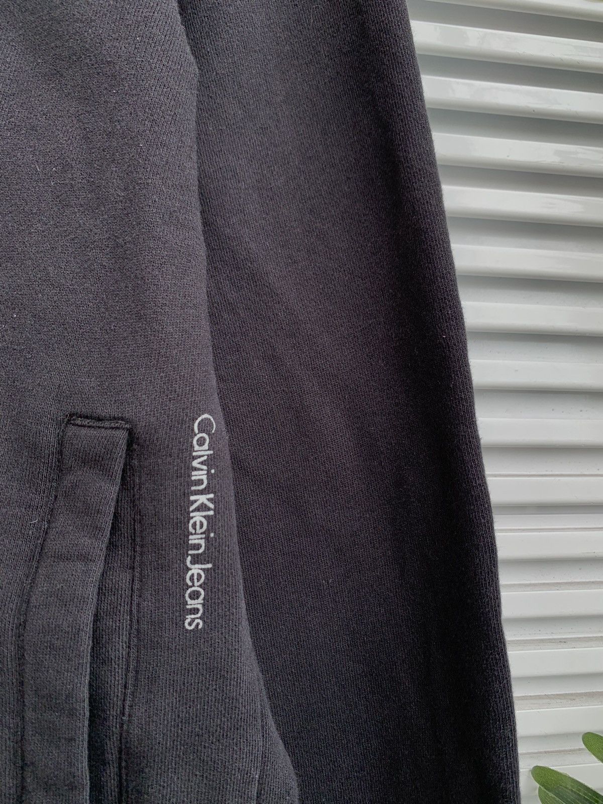 Calvin Klein Calvin Klein Jeans Zip Up Sweater Size M / US 6-8 / IT 42-44 - 3 Thumbnail