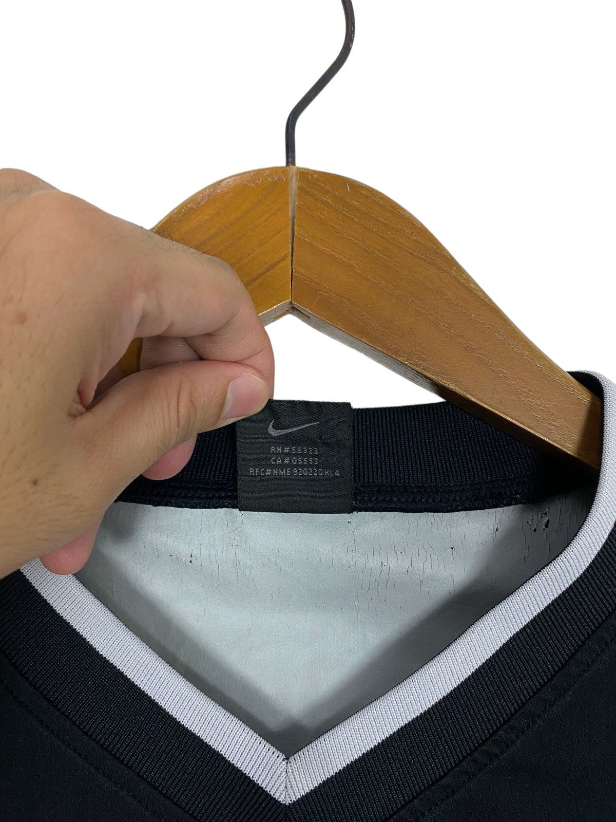 Nike Rare‼️ Nike Swoosh Sweater Small Logo Size US M / EU 48-50 / 2 - 9 Thumbnail