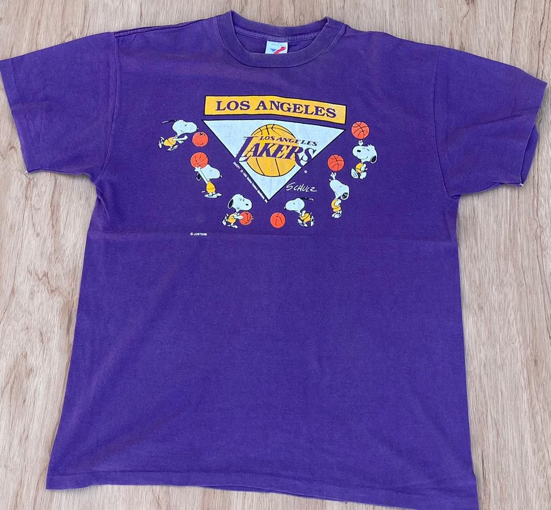 vintage tee LA Lakers ( A 23 )