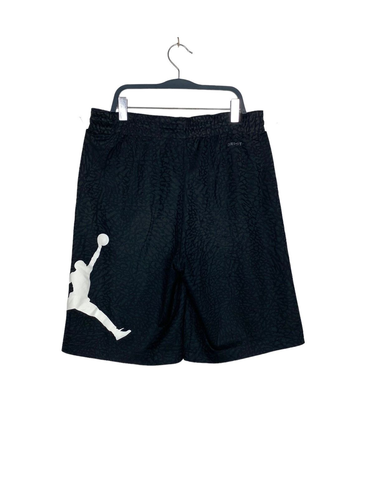 Nike Rare Nike Air Jordon Jumpman Logo Elephant Print Short Pants Size US 31 - 4 Thumbnail