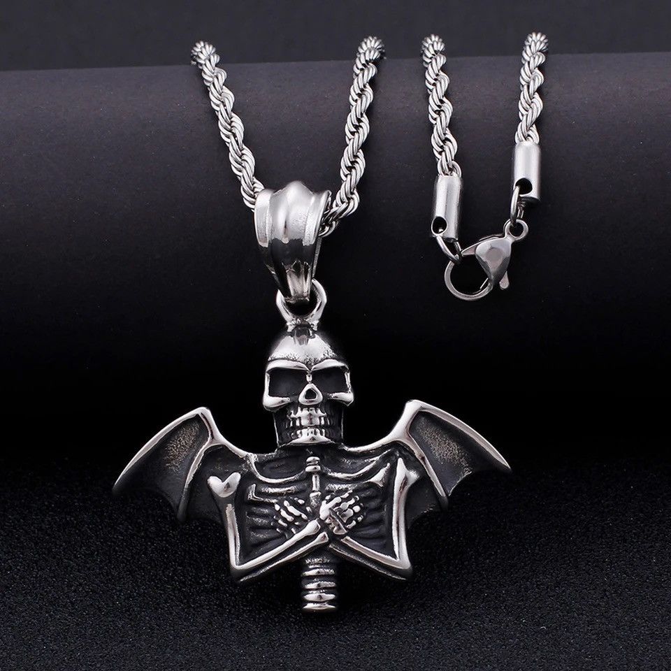 Jewelry Retro Skull Bat Pendant Necklace Size ONE SIZE - 2 Thumbnail