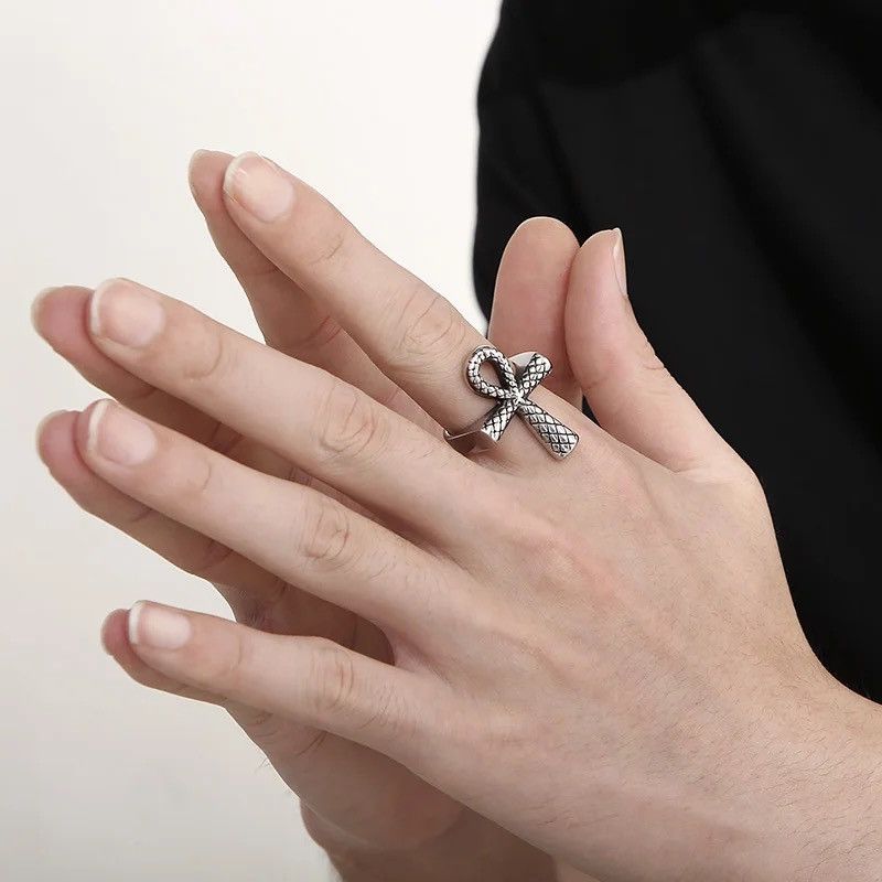Jewelry Snake Texture Knuckle Cross Ring Size ONE SIZE - 5 Thumbnail