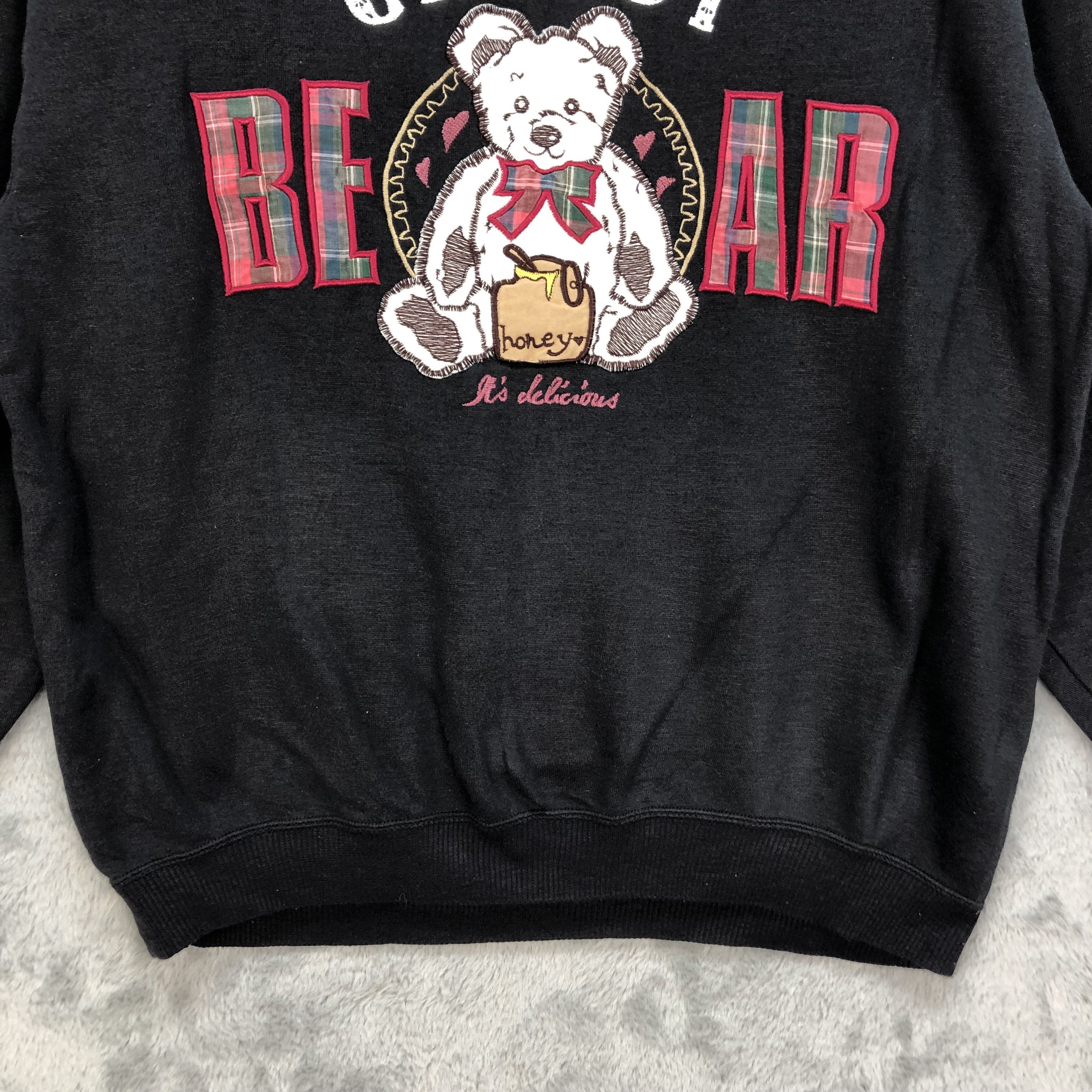 Japanese Brand GREEDY BEAR EMBROIDERY BIG LOGO SWEATSHIRTS #6465-68 Size US M / EU 48-50 / 2 - 4 Thumbnail