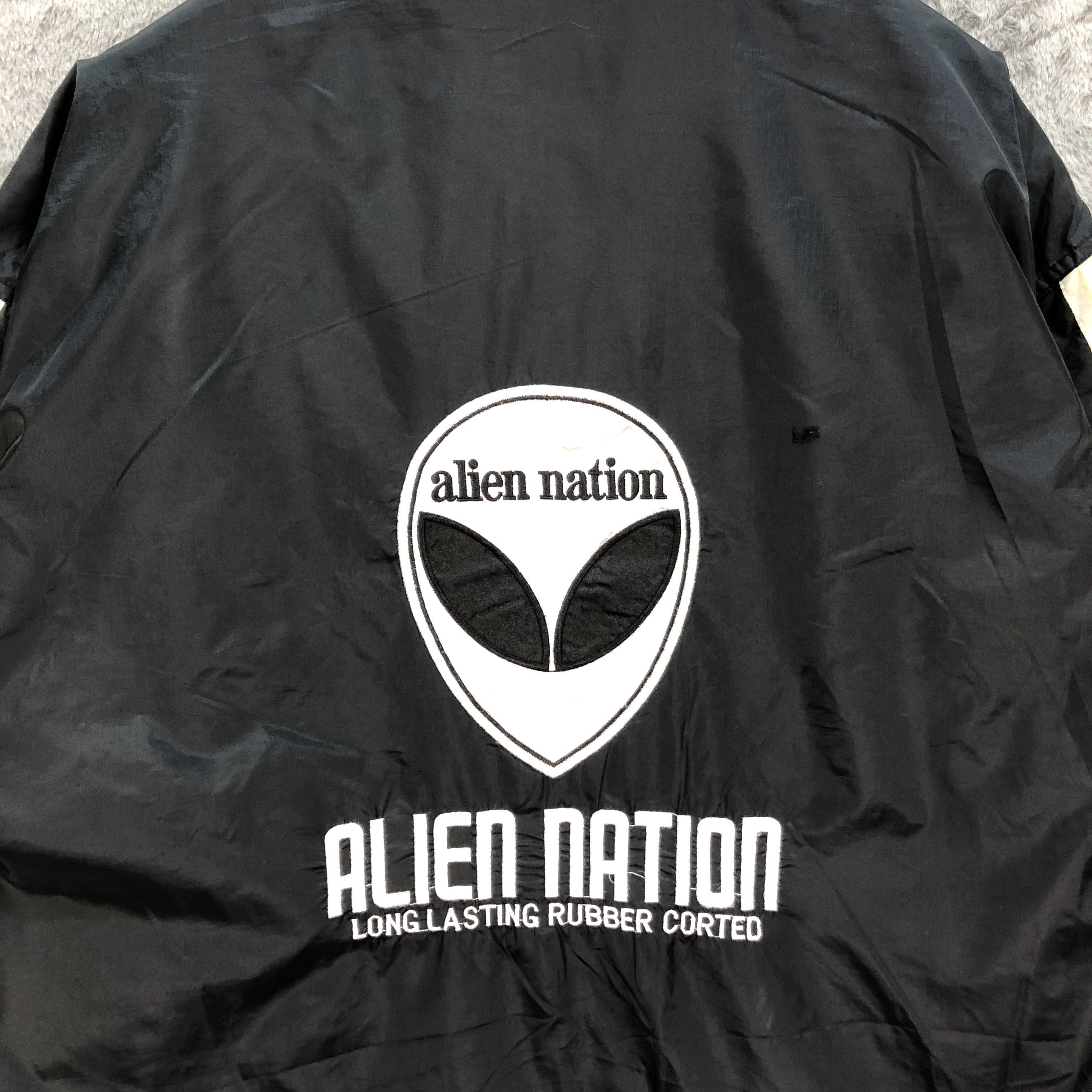 Alien Workshop Vintage 90s Trashed Alien Nation Big Logo Jacket #6457-68 Size US XL / EU 56 / 4 - 19 Thumbnail