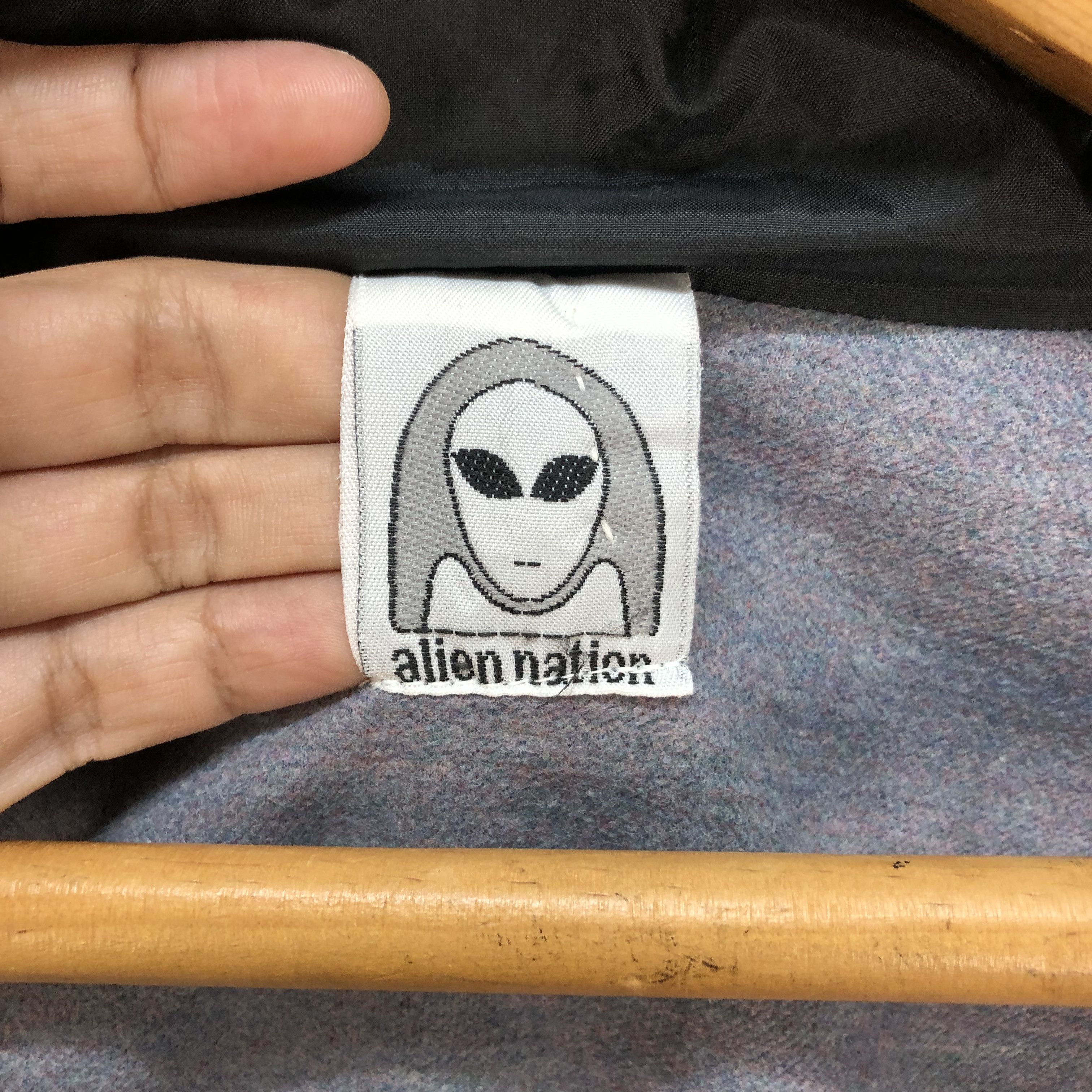 Alien Workshop Vintage 90s Trashed Alien Nation Big Logo Jacket #6457-68 Size US XL / EU 56 / 4 - 14 Thumbnail