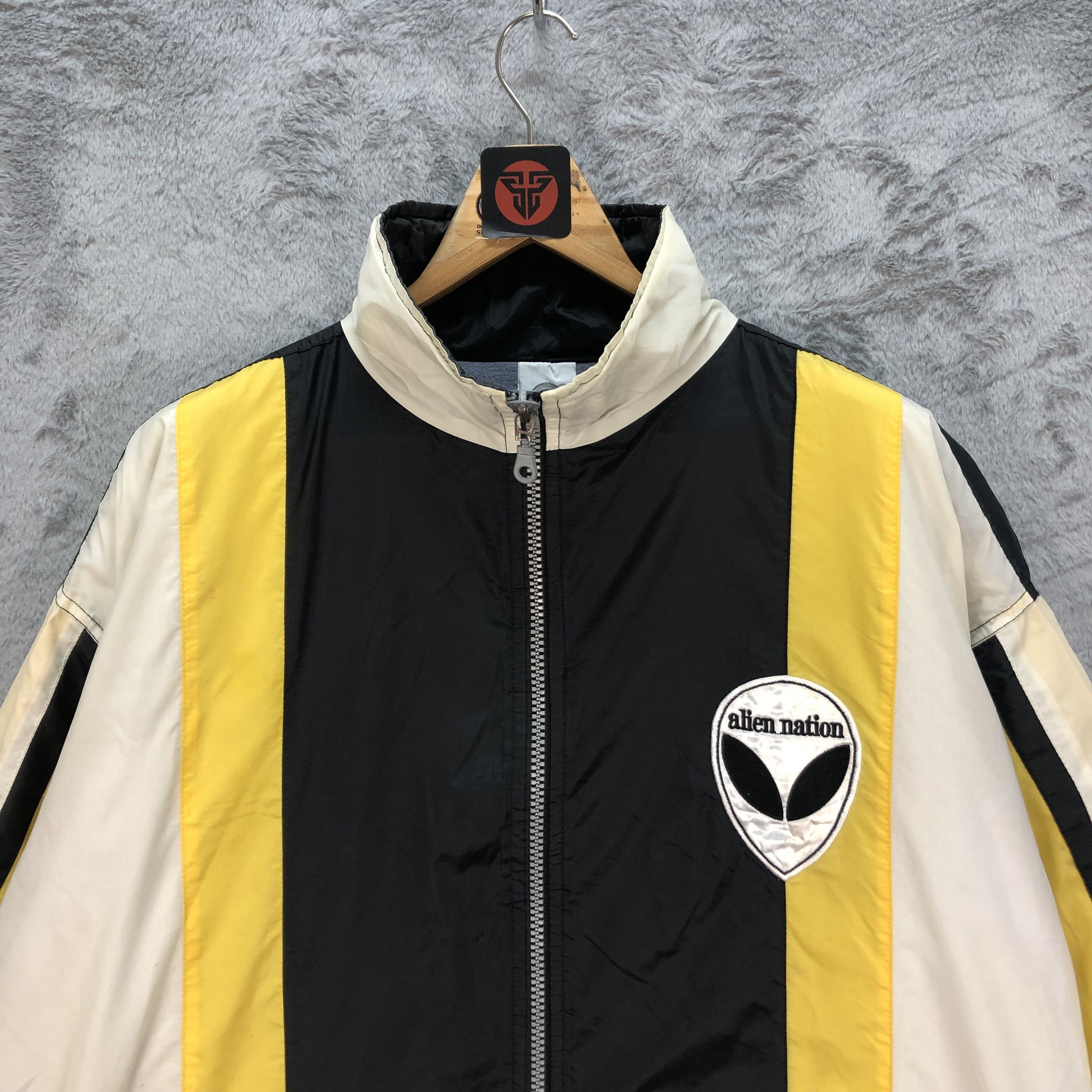 Alien Workshop Vintage 90s Trashed Alien Nation Big Logo Jacket #6457-68 Size US XL / EU 56 / 4 - 2 Thumbnail