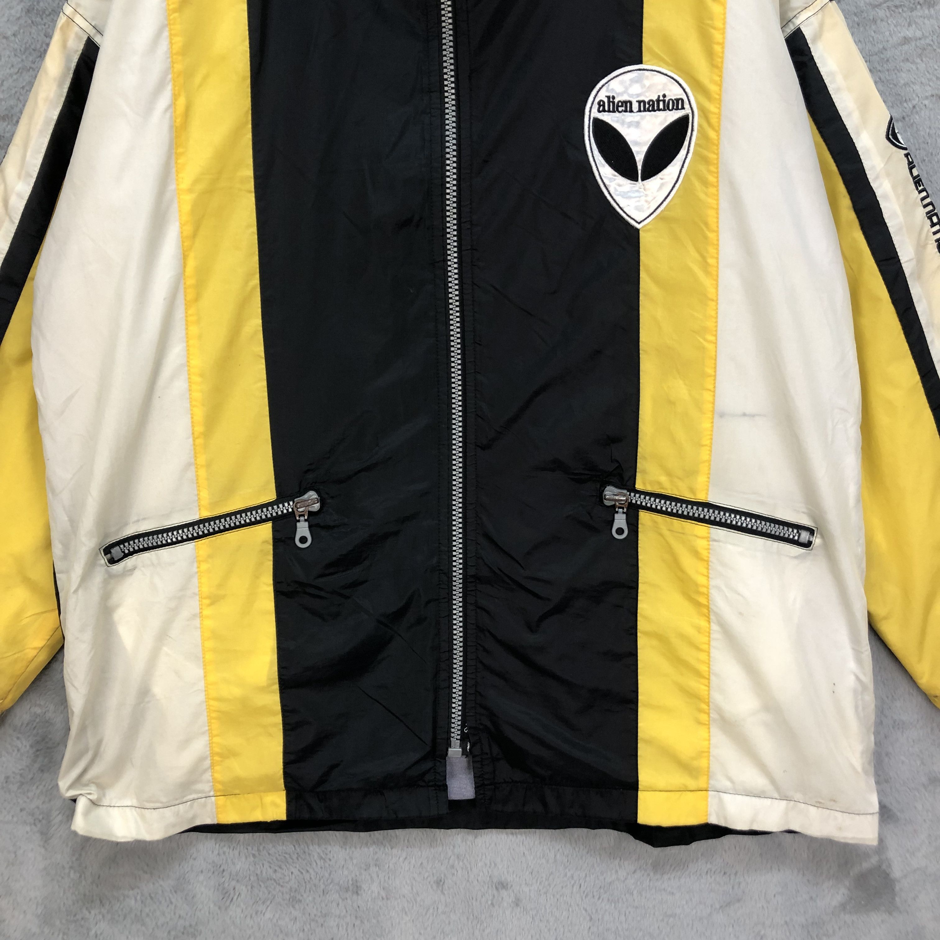 Alien Workshop Vintage 90s Trashed Alien Nation Big Logo Jacket #6457-68 Size US XL / EU 56 / 4 - 4 Thumbnail