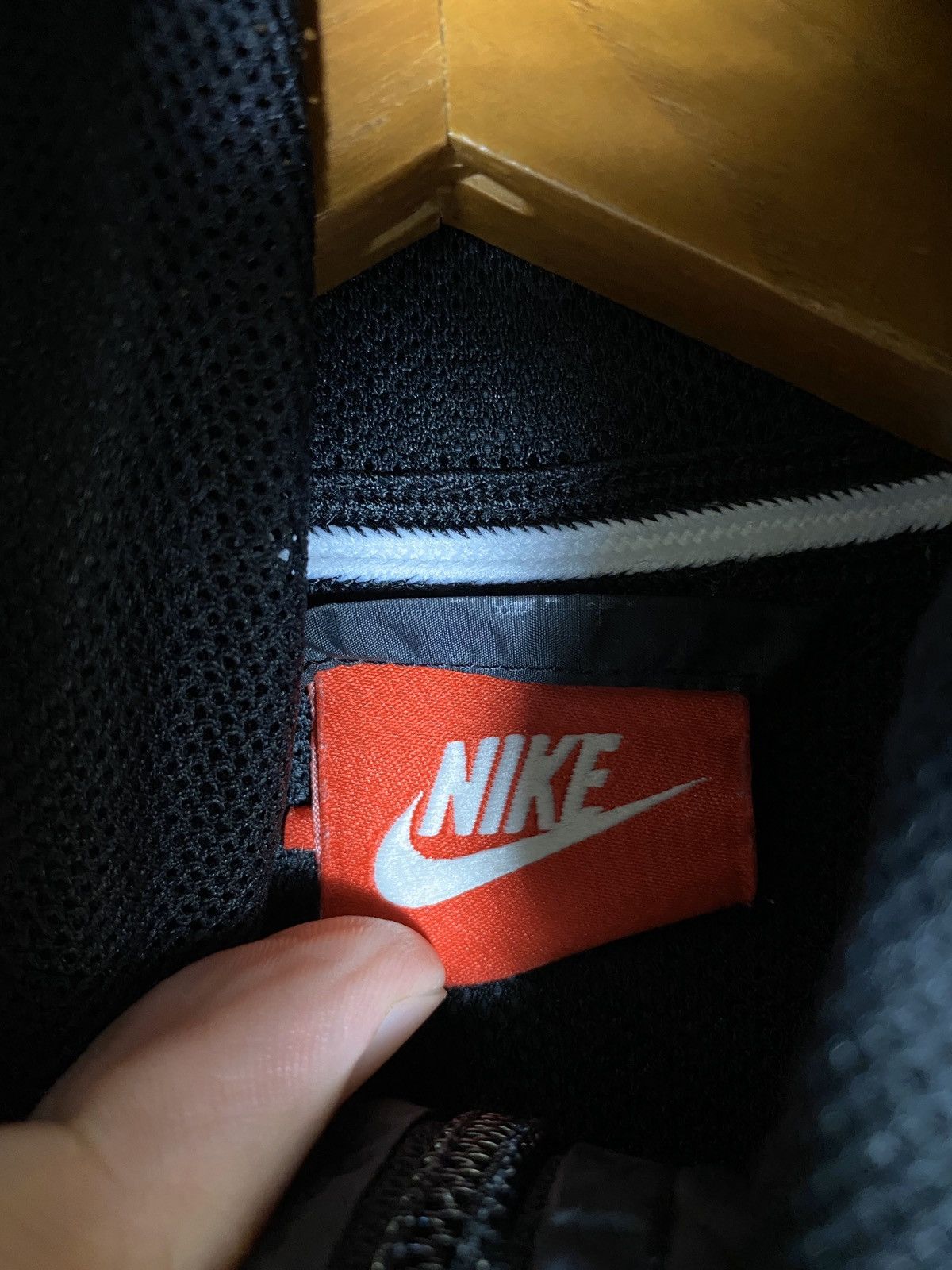 Nike Rare‼️ Nike Hoodie Windrunner Medium Size Size US M / EU 48-50 / 2 - 6 Thumbnail