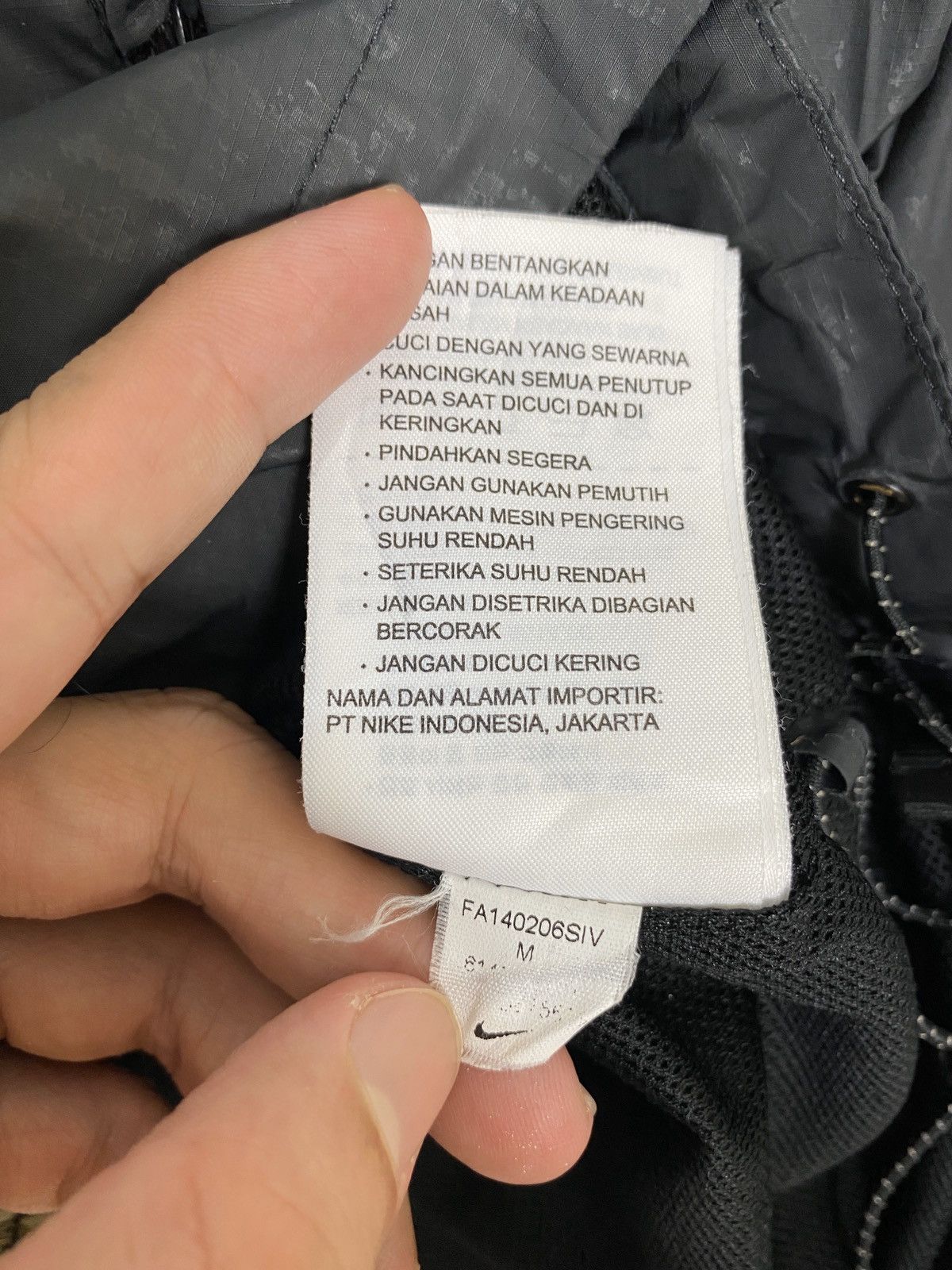 Nike Rare‼️ Nike Hoodie Windrunner Medium Size Size US M / EU 48-50 / 2 - 13 Thumbnail