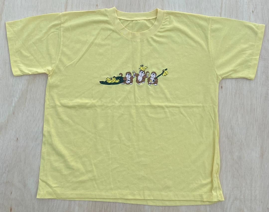 Vintage vintage tee C2 Size US L / EU 52-54 / 3 - 1 Thumbnail