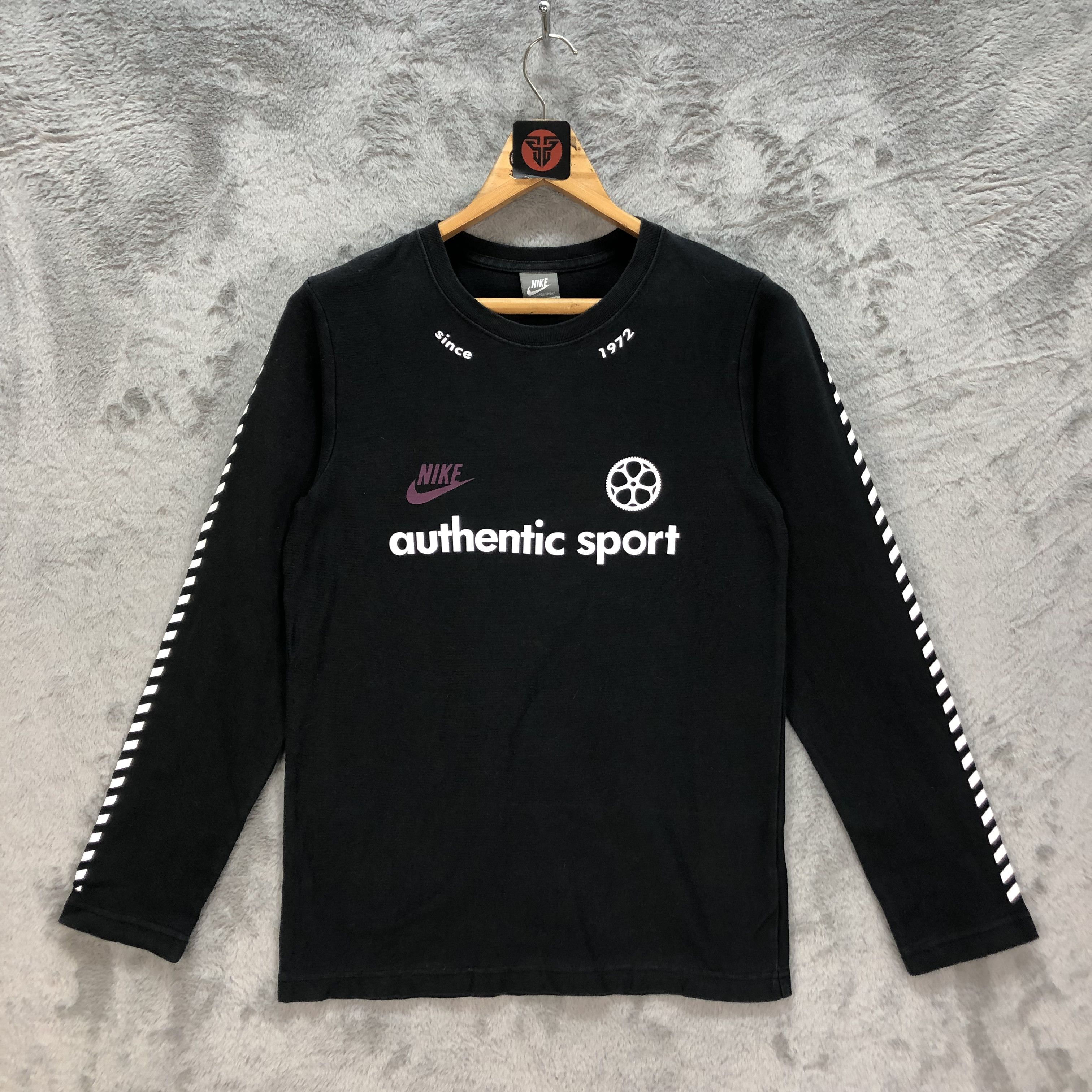 Nike Nike authentic sport Long Sleeve T Shirts #6452-67 Size US S / EU 44-46 / 1 - 1 Thumbnail