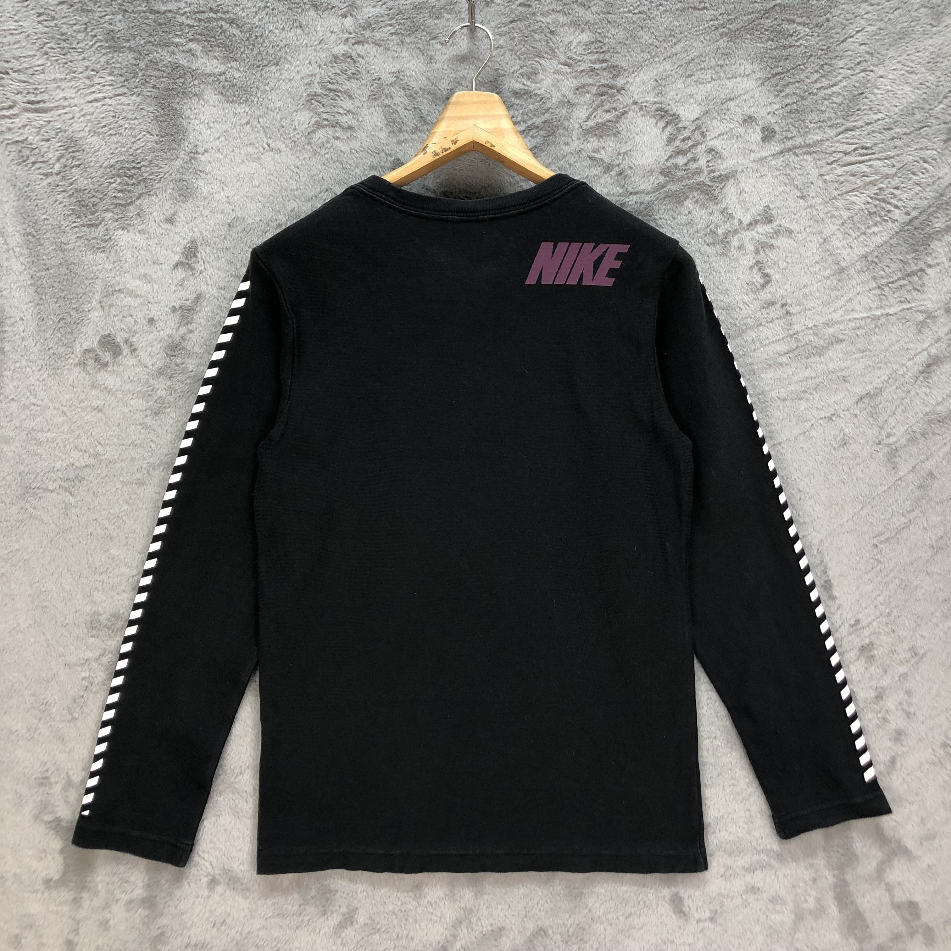Nike Nike authentic sport Long Sleeve T Shirts #6452-67 Size US S / EU 44-46 / 1 - 10 Thumbnail
