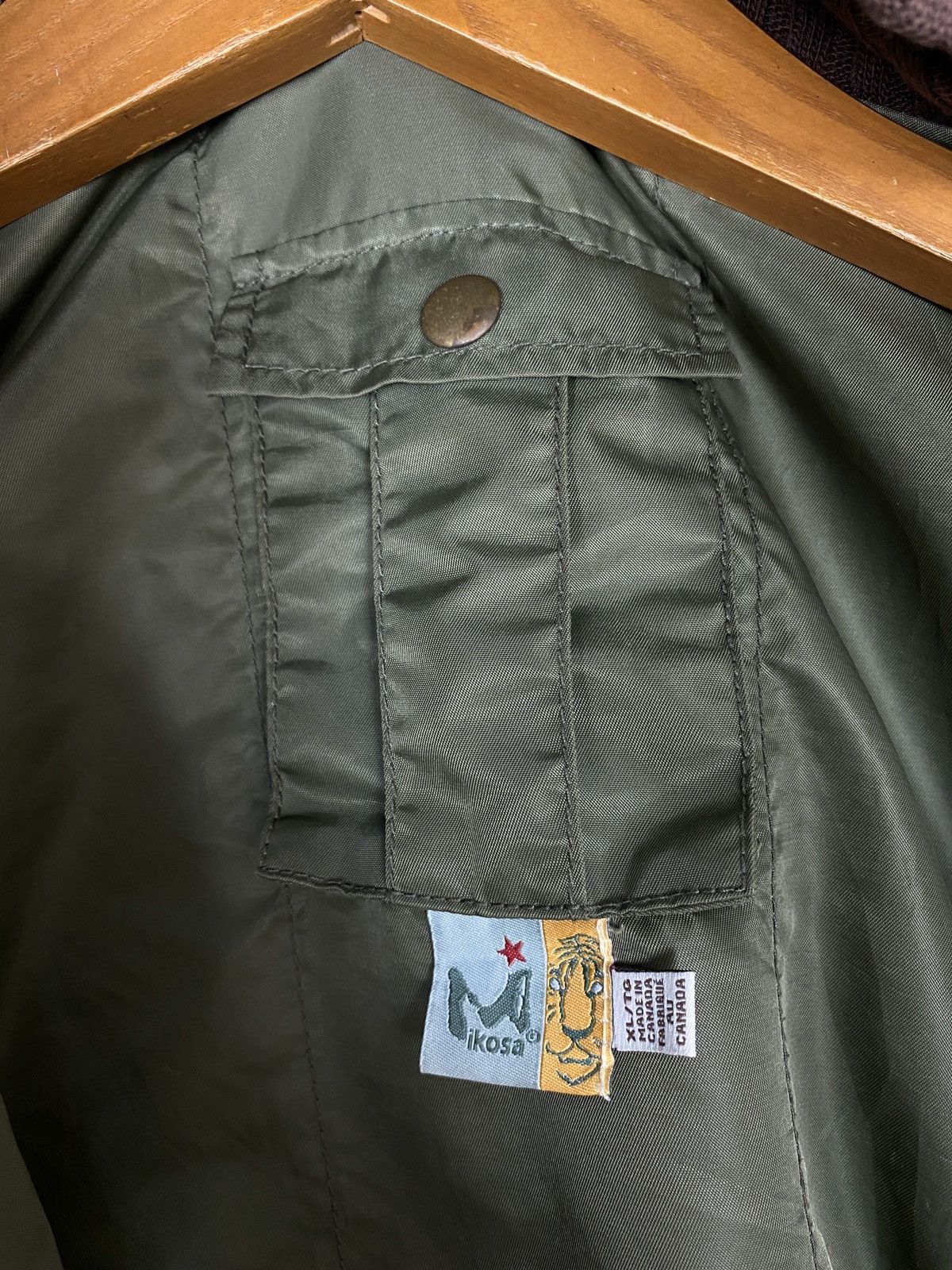 Vintage Very Rare Vintage Jacket Extra Large Made Canada Size US XL / EU 56 / 4 - 6 Thumbnail