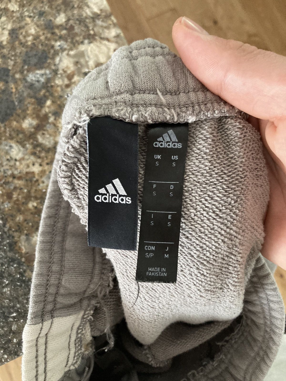 Adidas Adidas three stripes sweatpants Size US 32 / EU 48 - 8 Thumbnail