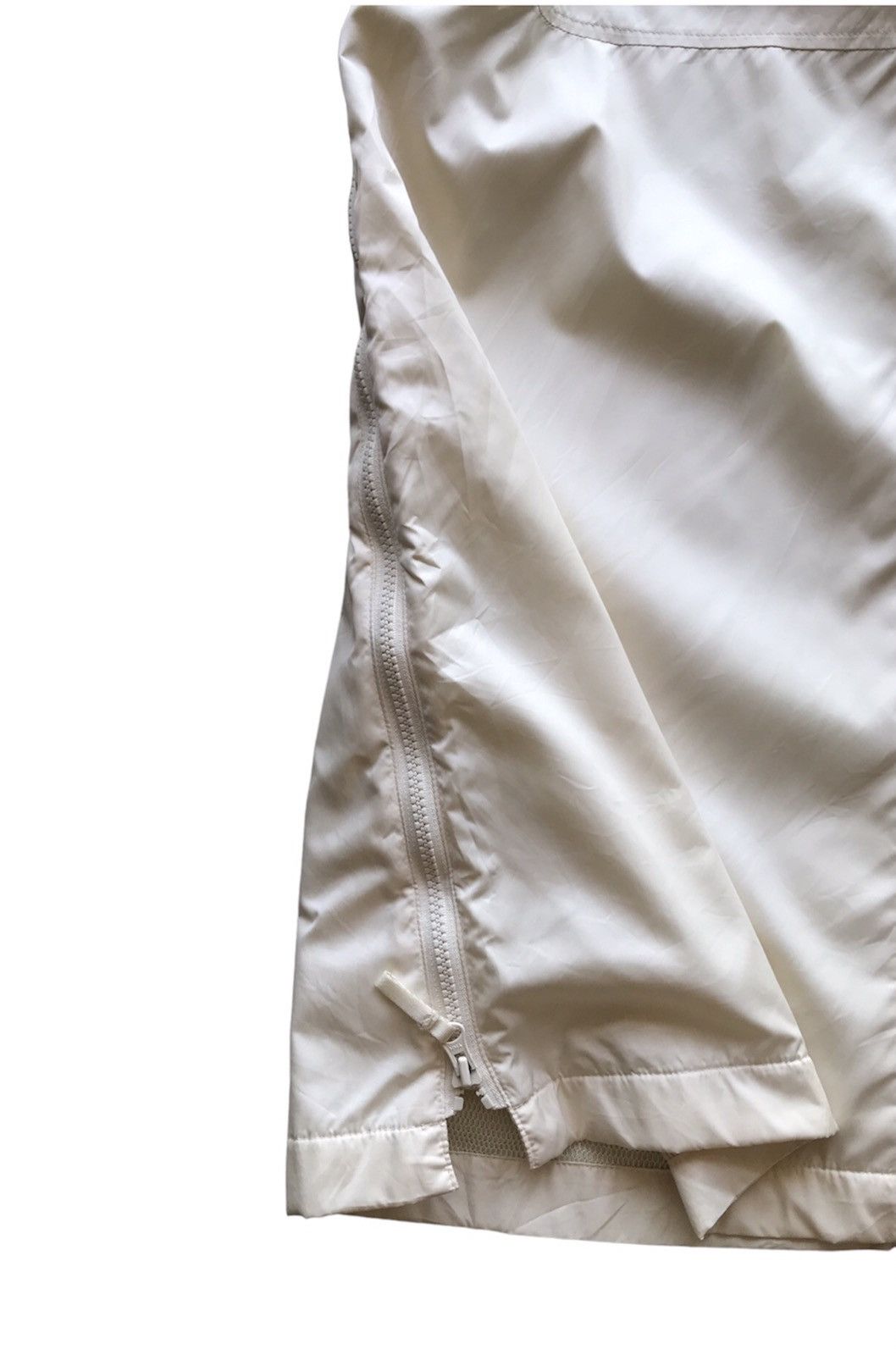 Issey Miyake Issey Miyake Skirt Waist 30” inches up to 36” Windbreaker Size 36" / US 14 / IT 50 - 4 Thumbnail