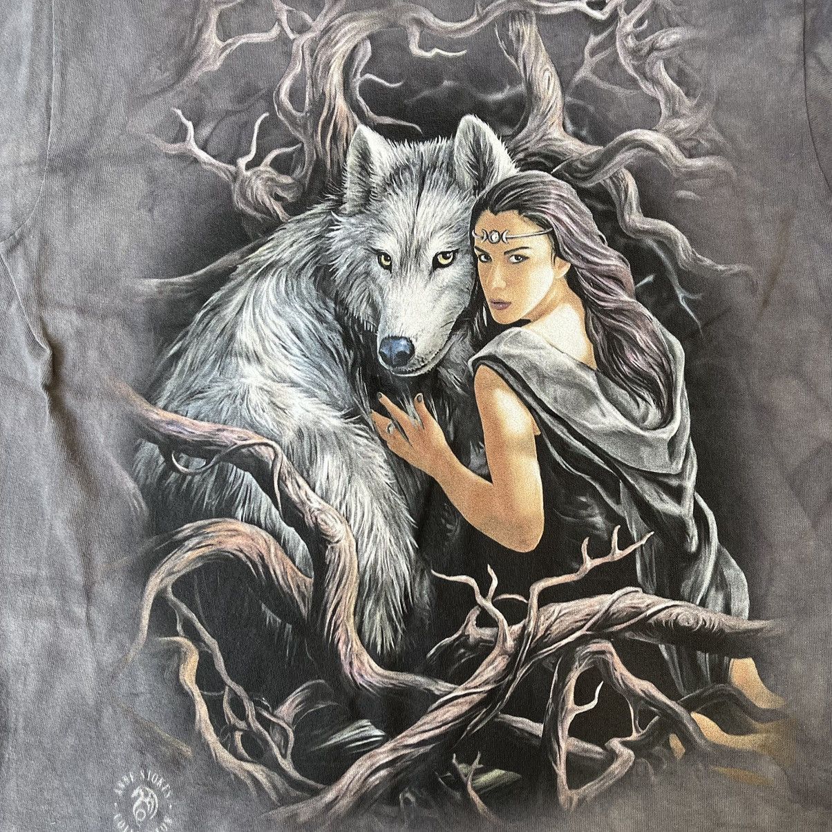 The Mountain The Mountain Wolf Girl shirt Size S / US 4 / IT 40 - 2 Thumbnail