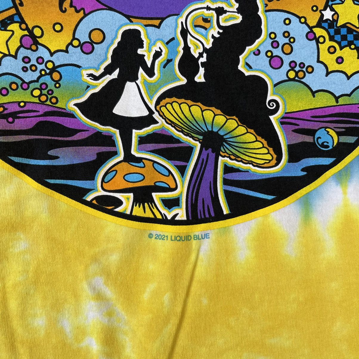 Liquid Blue Liquid Blue Alice in Wonderland shirt Size US XL / EU 56 / 4 - 3 Thumbnail