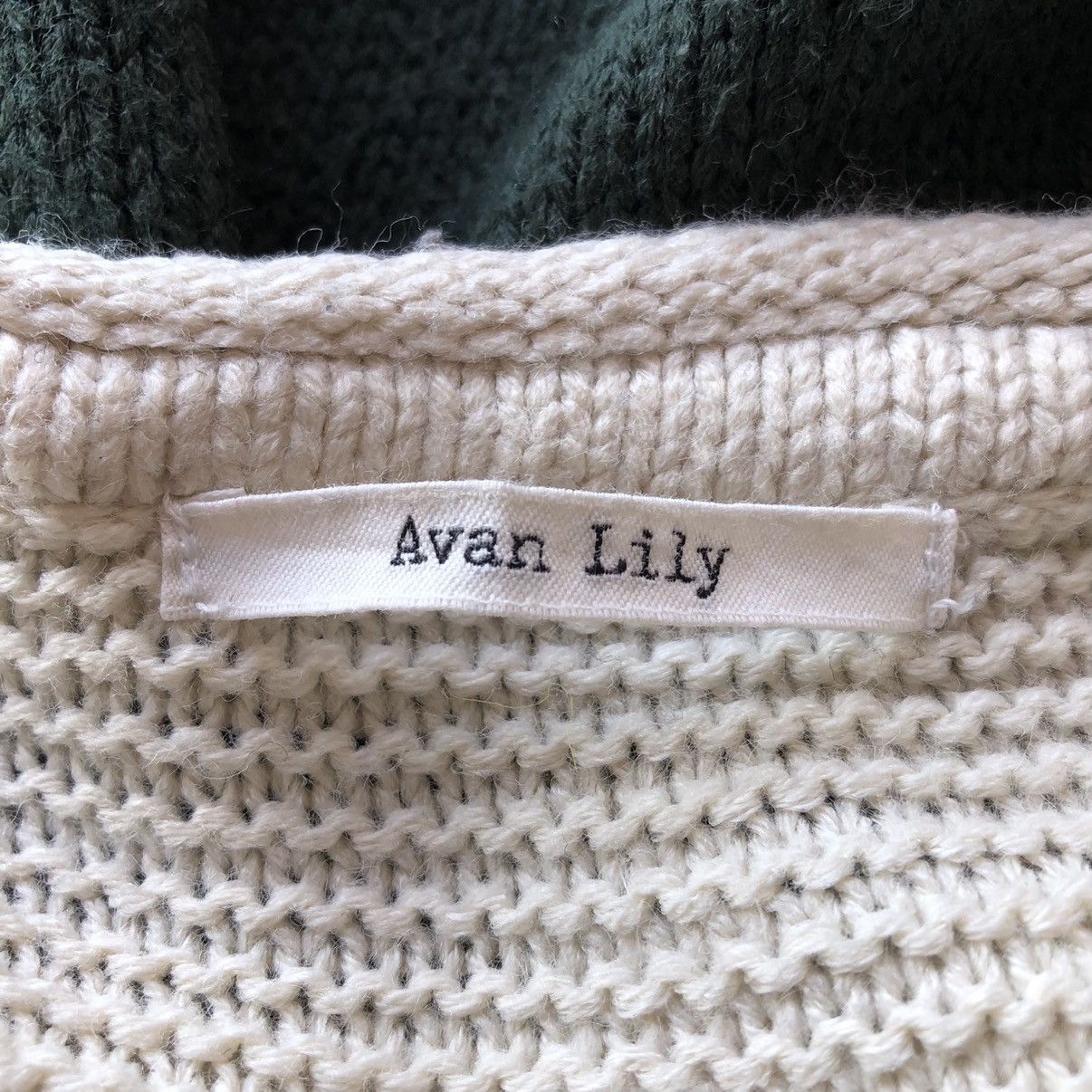 Aran Isles Knitwear Vintage Knitwear Sweater by Avan Lily Size US S / EU 44-46 / 1 - 13 Thumbnail