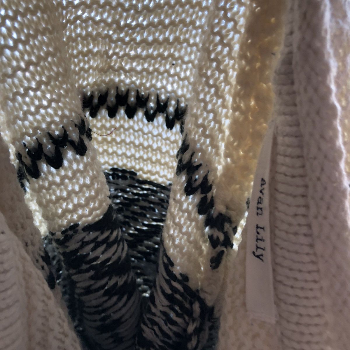 Aran Isles Knitwear Vintage Knitwear Sweater by Avan Lily Size US S / EU 44-46 / 1 - 12 Thumbnail