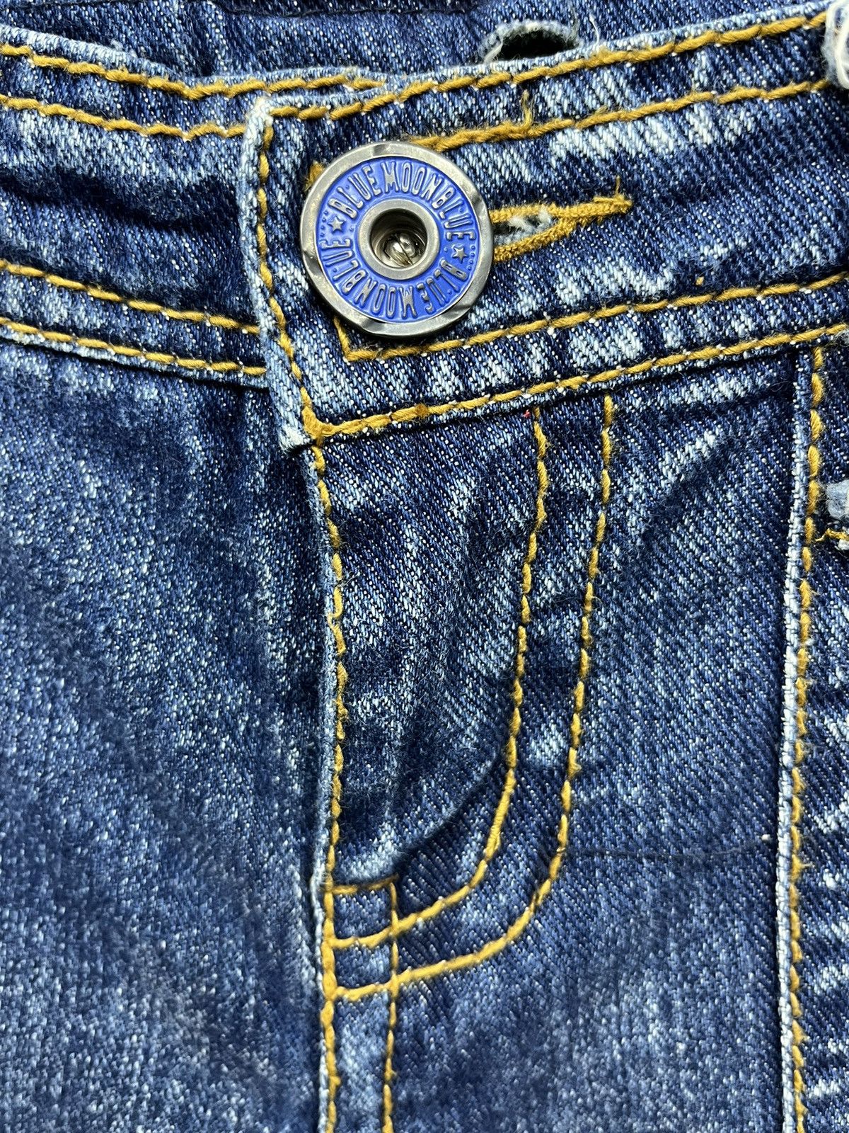 Moon Collective 🌙 BLUE MOON BLUE Embroidered Printed Patches Low Rise Slim Size 30" / US 8 / IT 44 - 4 Thumbnail