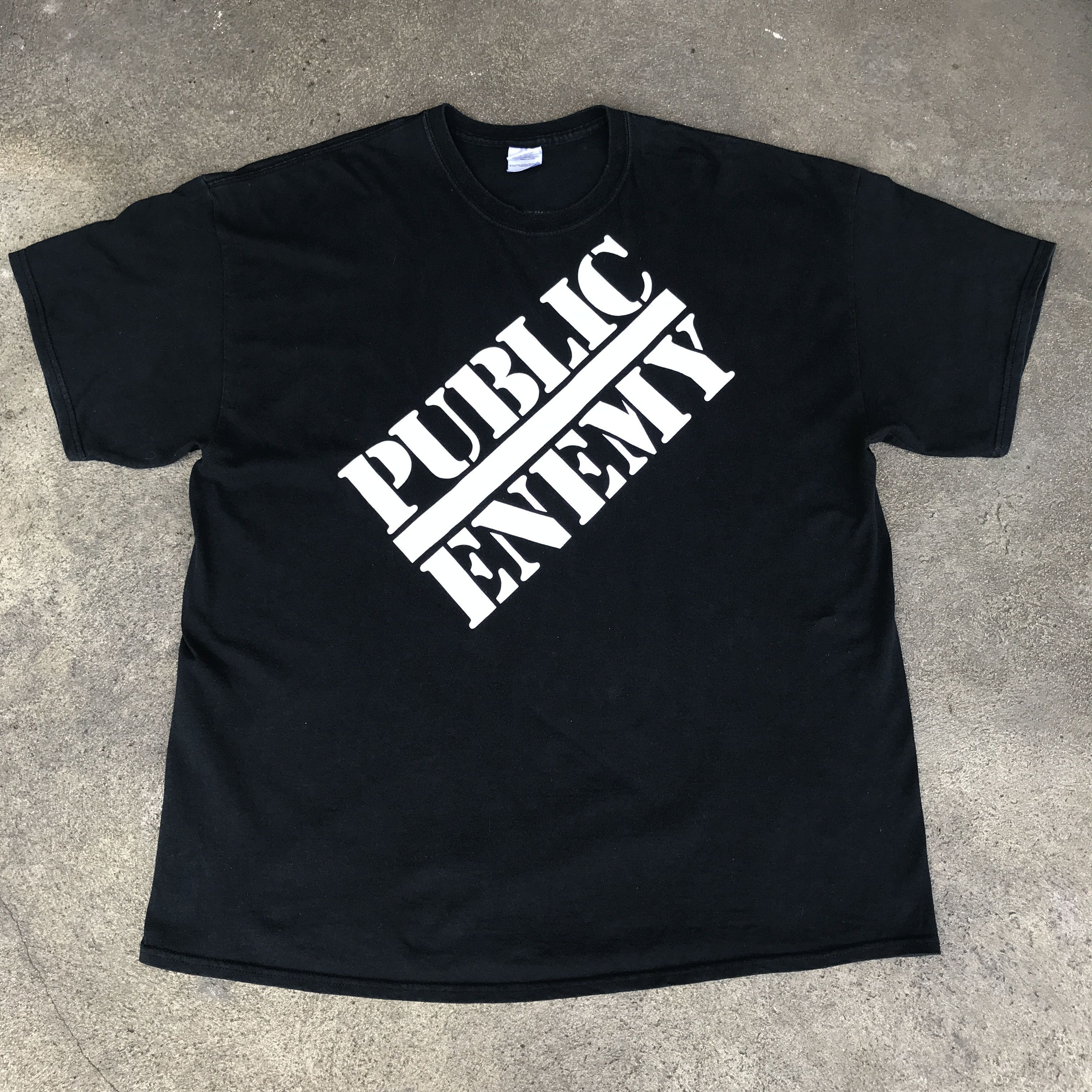Public Enemy × Rap Tees × Vintage Vintage Y2K Public Enemy Big Logo Double Side Tee 2XL Size US XXL / EU 58 / 5 - 6 Thumbnail