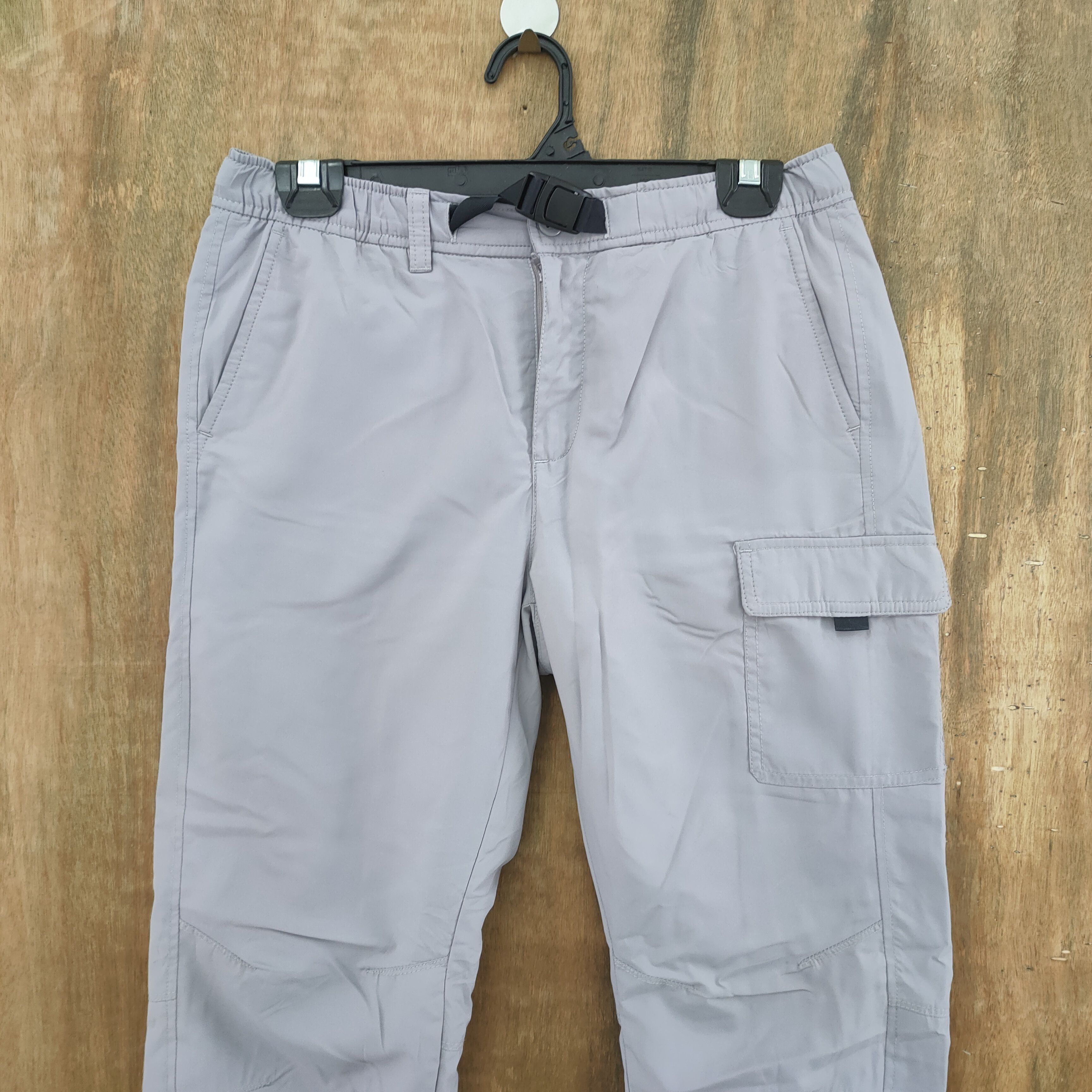 Uniqlo UNIQLO WINTER CARGO PANTS /OUTDOOR PANTS Size US 26 / EU 42 - 2 Thumbnail