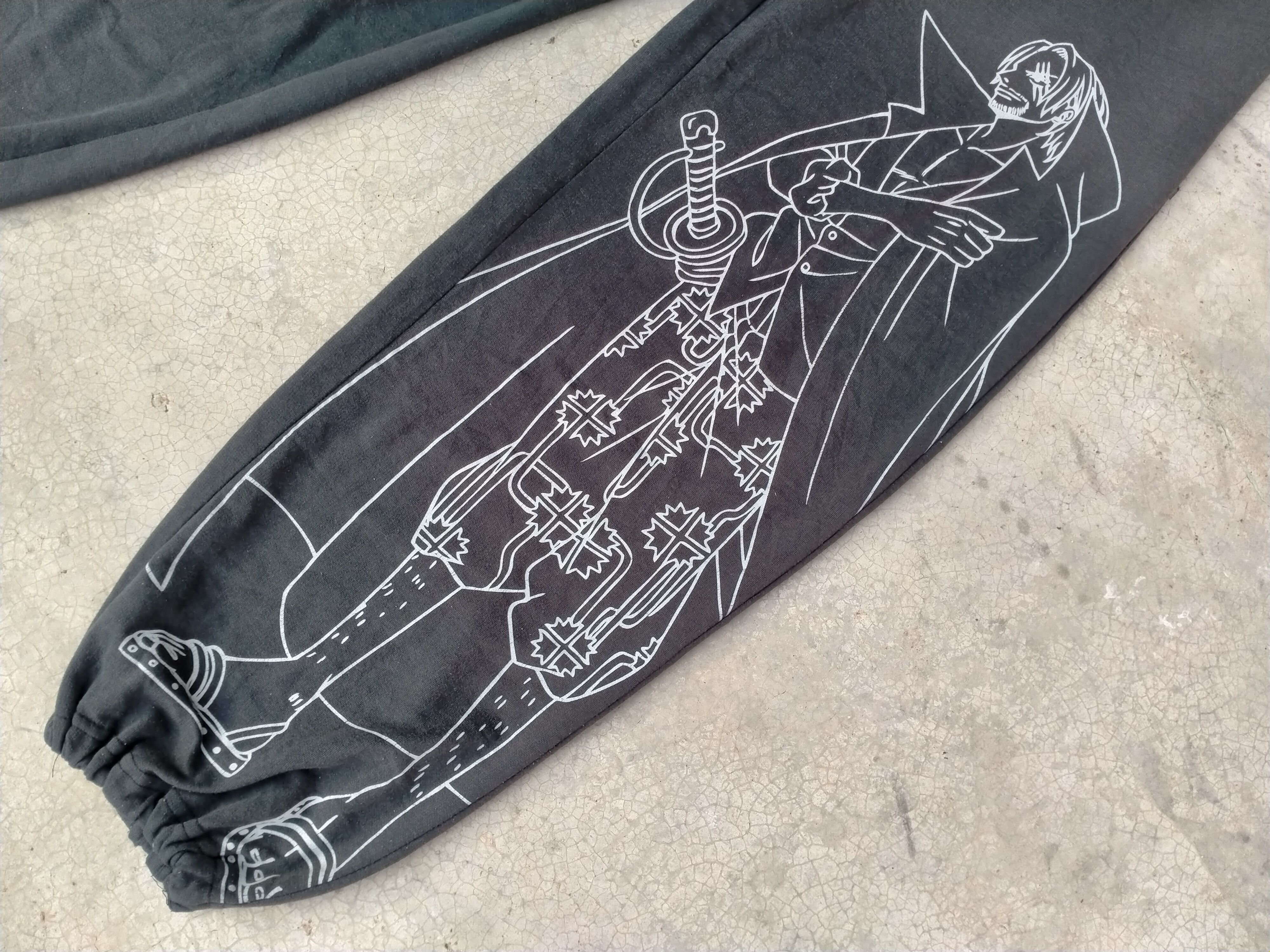 Anime × Japanese Brand × One Piece Extremely Rare VTG ONE PIECE AKAGAMI NO SHANKS Sweatpants Size US 34 / EU 50 - 2 Thumbnail