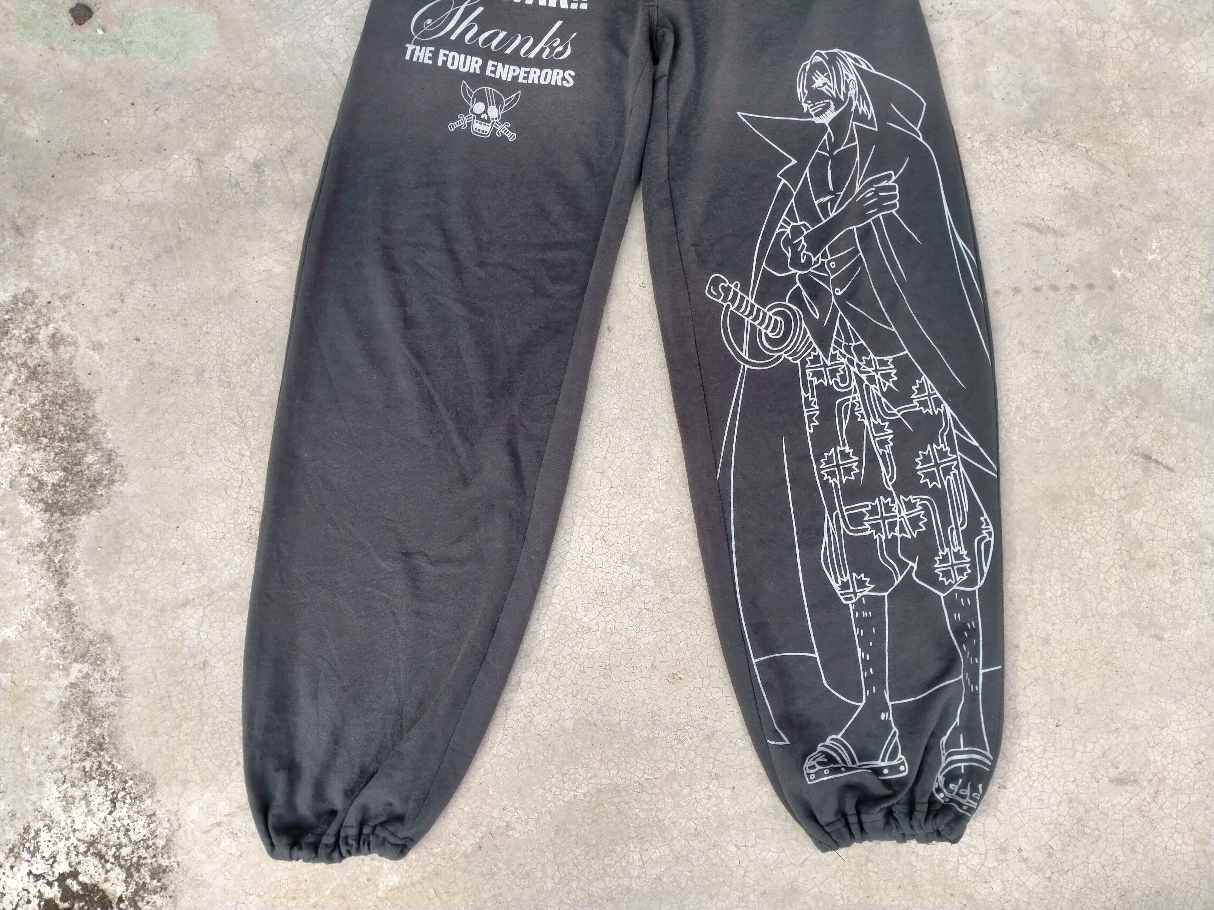 Anime × Japanese Brand × One Piece Extremely Rare VTG ONE PIECE AKAGAMI NO SHANKS Sweatpants Size US 34 / EU 50 - 3 Thumbnail