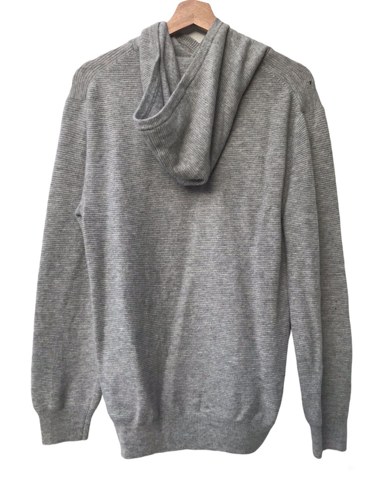 United Arrows United Arrows Distressed Wool & Cashmere Hoodie Sweater Size US S / EU 44-46 / 1 - 2 Thumbnail
