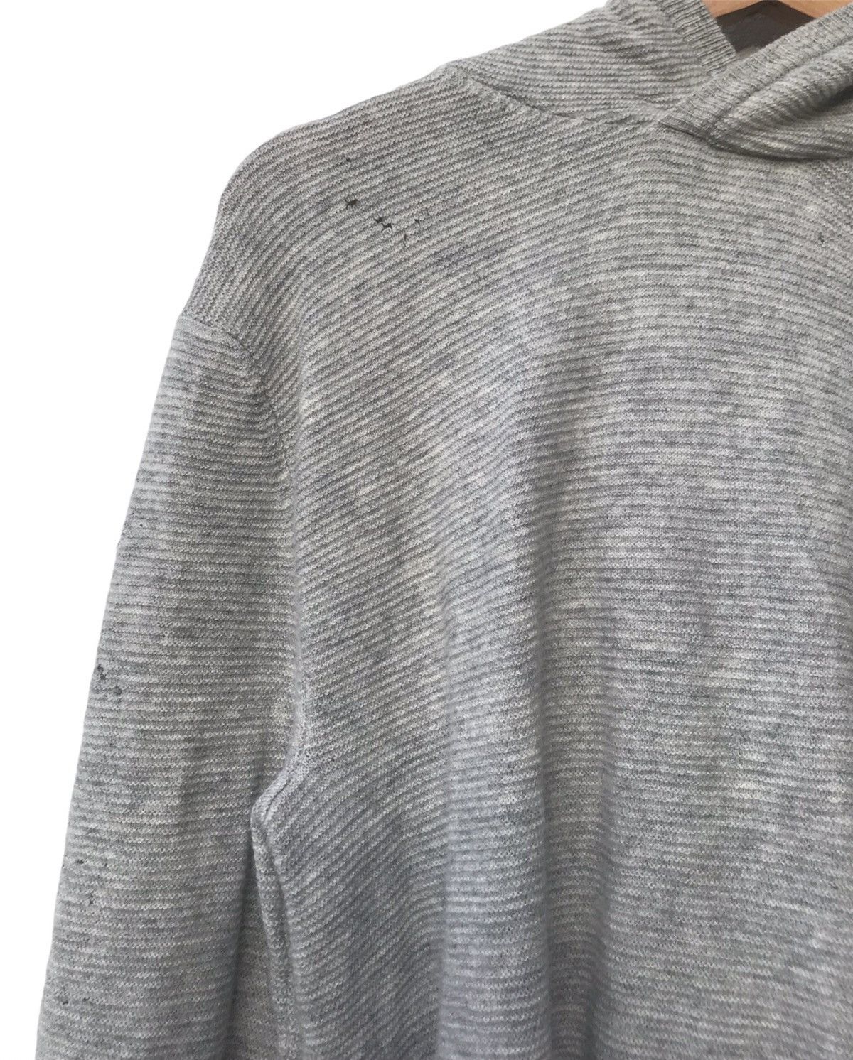 United Arrows United Arrows Distressed Wool & Cashmere Hoodie Sweater Size US S / EU 44-46 / 1 - 4 Thumbnail