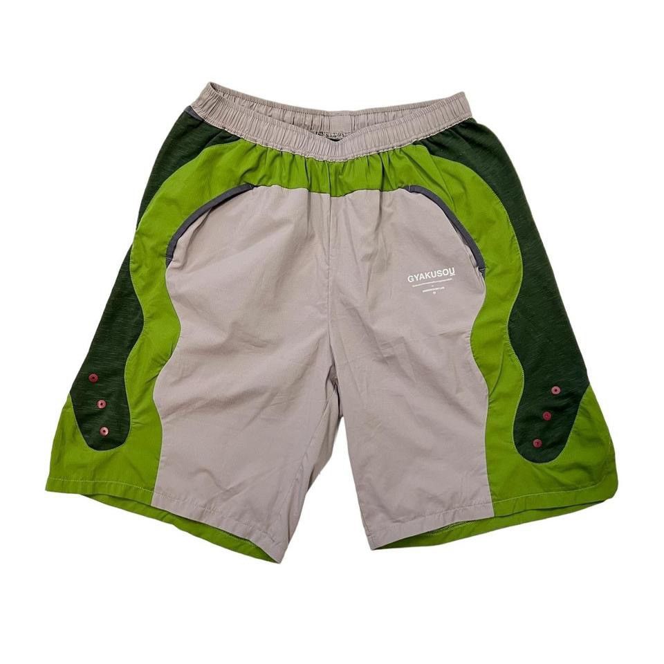 image of Gyakusou x Undercover Aw12 Running Shorts Green Large, Men's (Size 32)