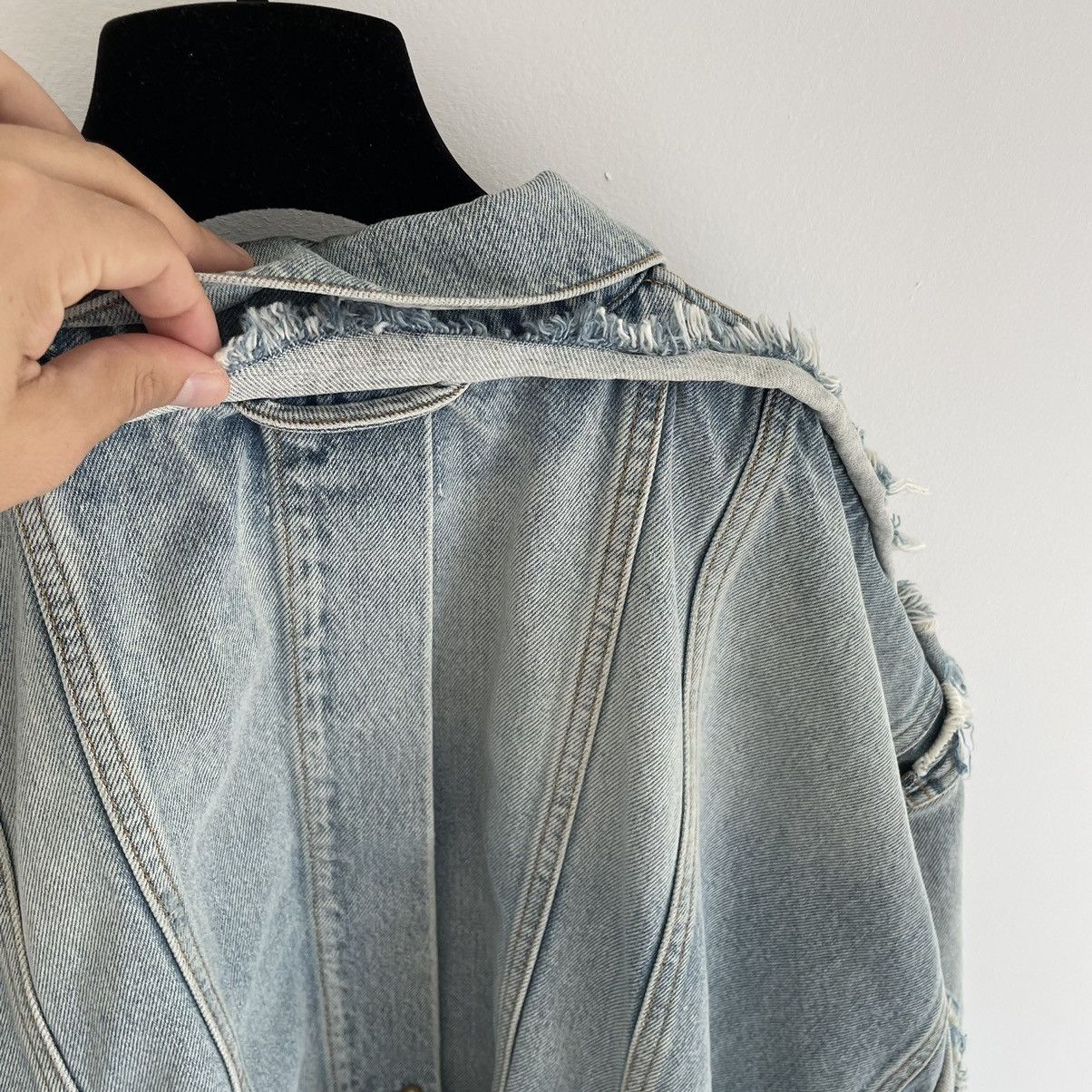 Balenciaga Balenciaga Lost Tape Reconstructed denim jacket Size US M / EU 48-50 / 2 - 6 Thumbnail