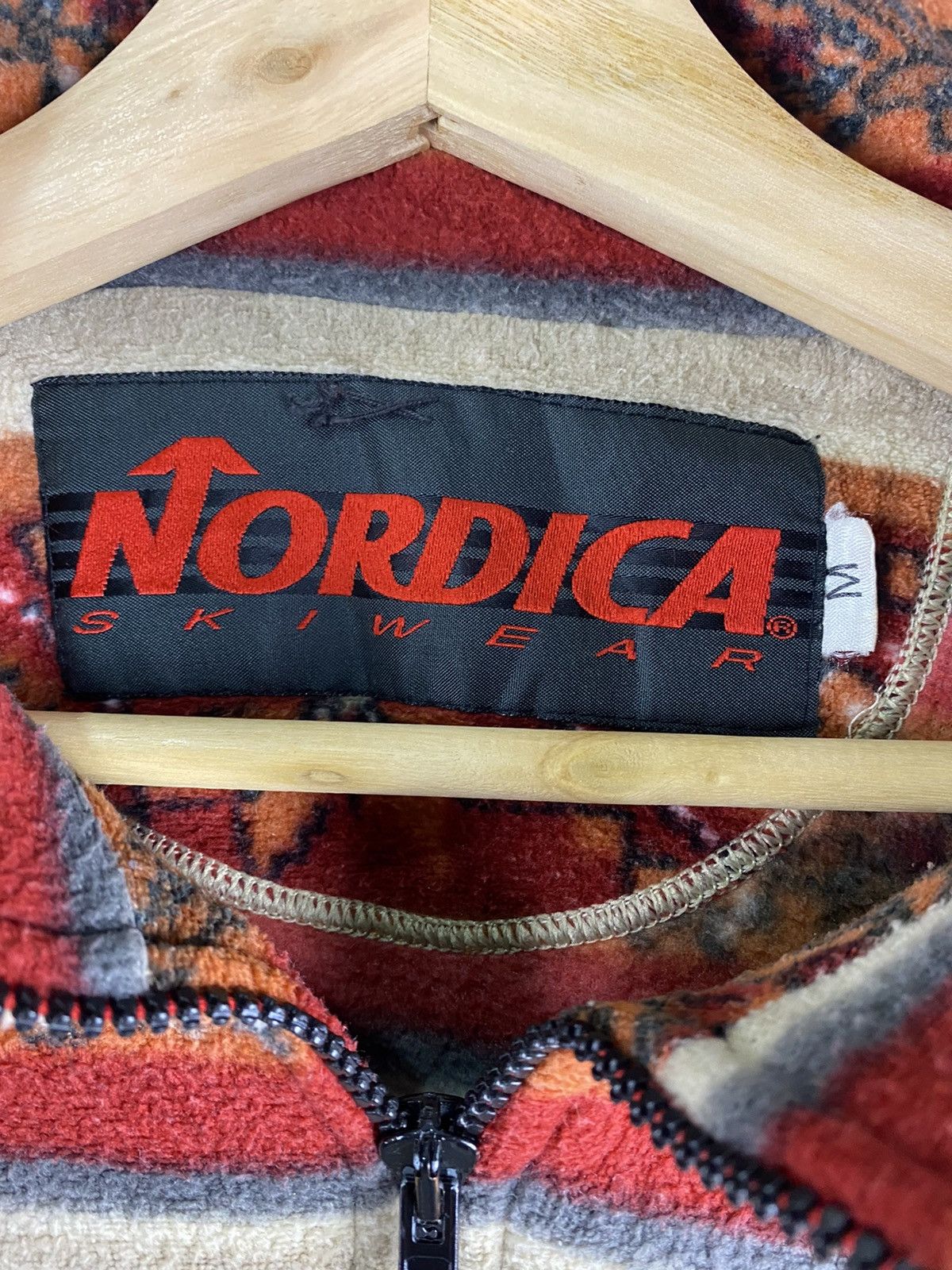 Vintage STEAL🔥Vintage Navajo X Native By Nordica Fleece Sweatshirt Size US M / EU 48-50 / 2 - 5 Thumbnail