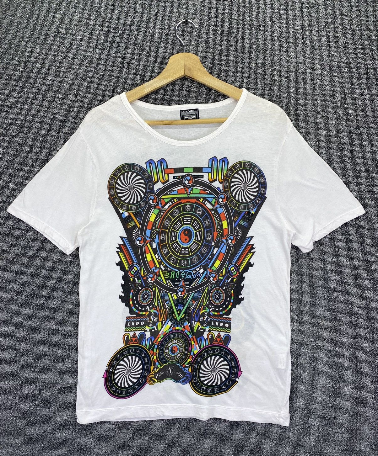 Kenzo Kenzo Minami The Seven Wonder Of The World Art Tee T Shirts Size US M / EU 48-50 / 2 - 1 Thumbnail