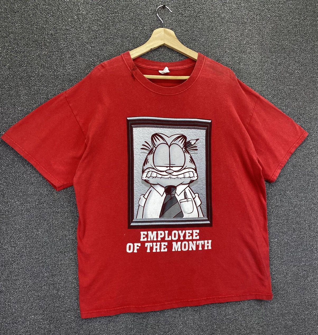 Cartoon Network Vintage Garfield Employee Of The Month Red Tee T Shirts Size US XL / EU 56 / 4 - 2 Thumbnail