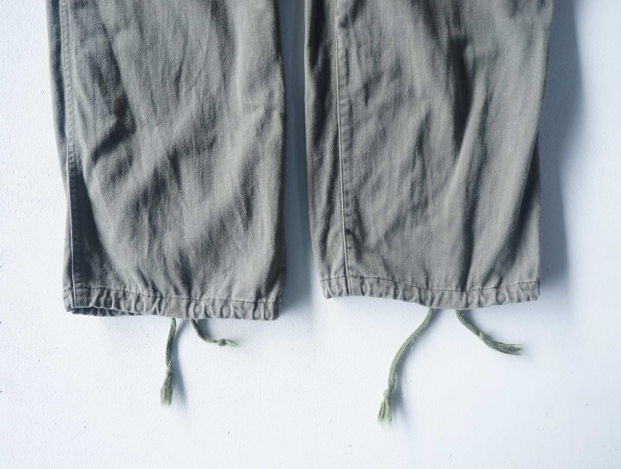 Japanese Brand Army Green Drawstring Baggy Cargo Pants Size US 33 - 6 Thumbnail