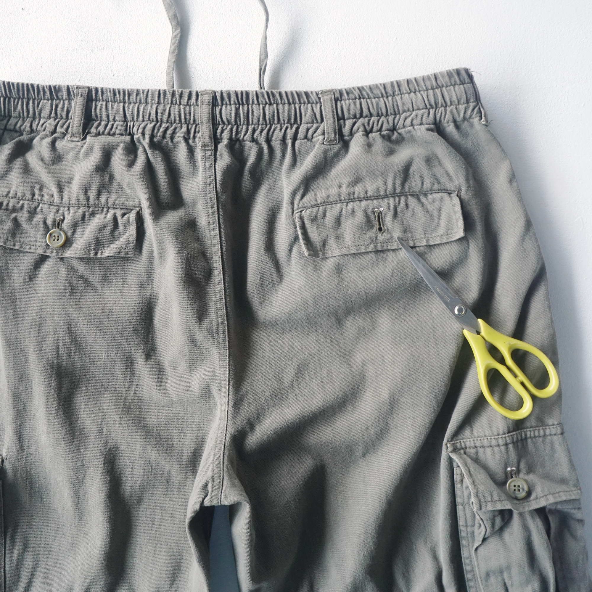 Japanese Brand Army Green Drawstring Baggy Cargo Pants Size US 33 - 16 Thumbnail