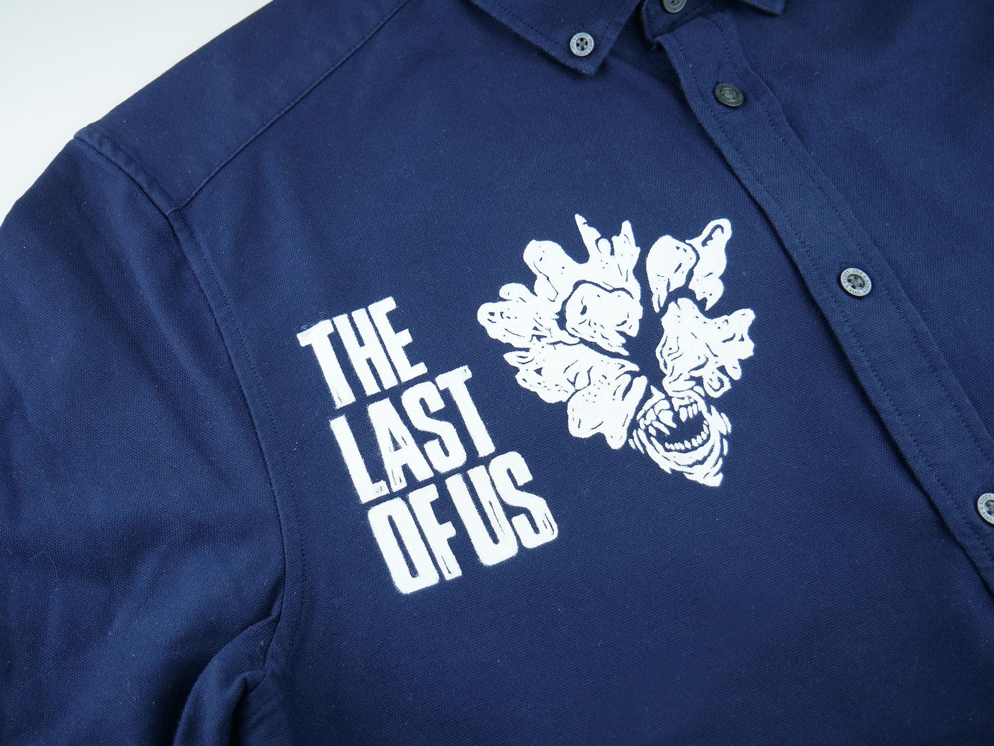 Lyle & Scott The Last Of Us Custom shirt Size US M / EU 48-50 / 2 - 7 Thumbnail