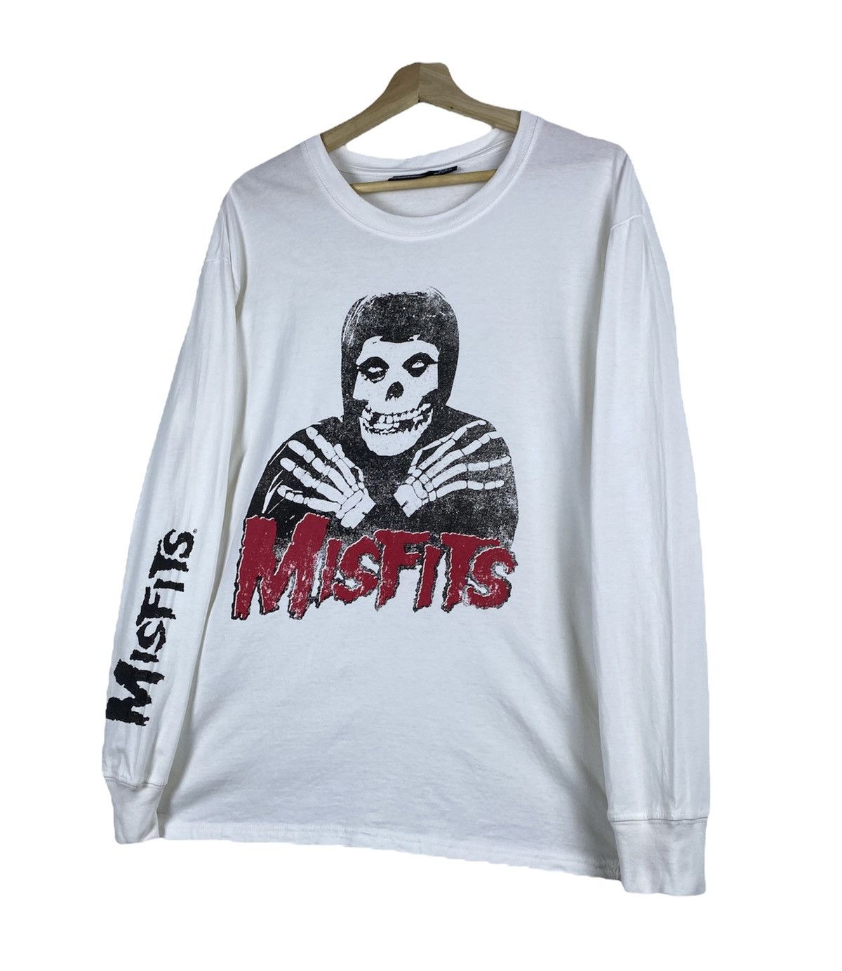 OFFER 🔥 Misfits Band Long Sleeve Shirt