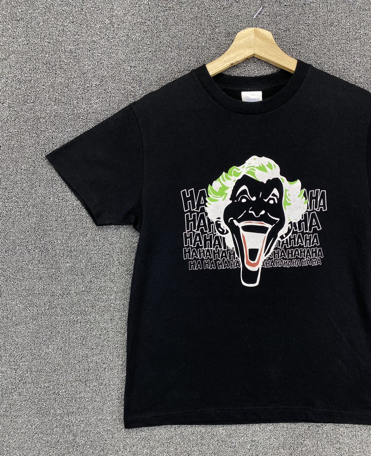 DC Comics Vintage Y2K Joker Laugh HaHaHa Graphic Printed Tees T Shirts Size US M / EU 48-50 / 2 - 3 Thumbnail