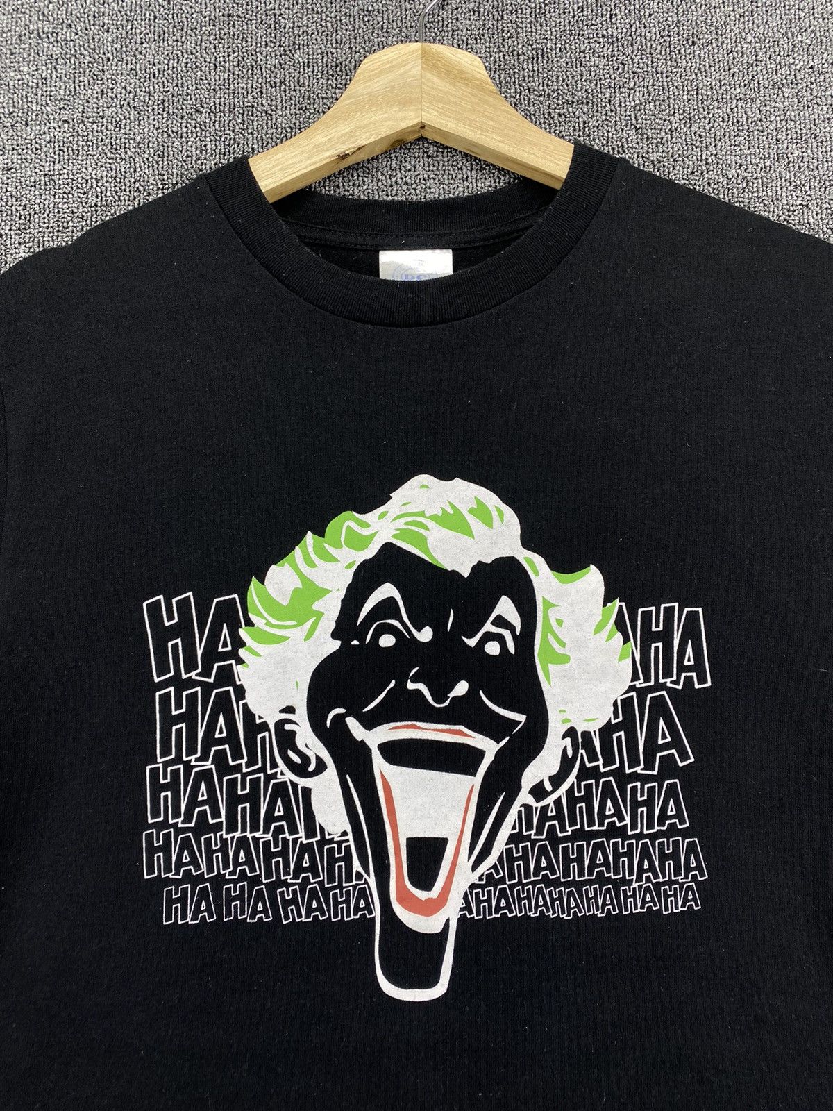 DC Comics Vintage Y2K Joker Laugh HaHaHa Graphic Printed Tees T Shirts Size US M / EU 48-50 / 2 - 5 Thumbnail