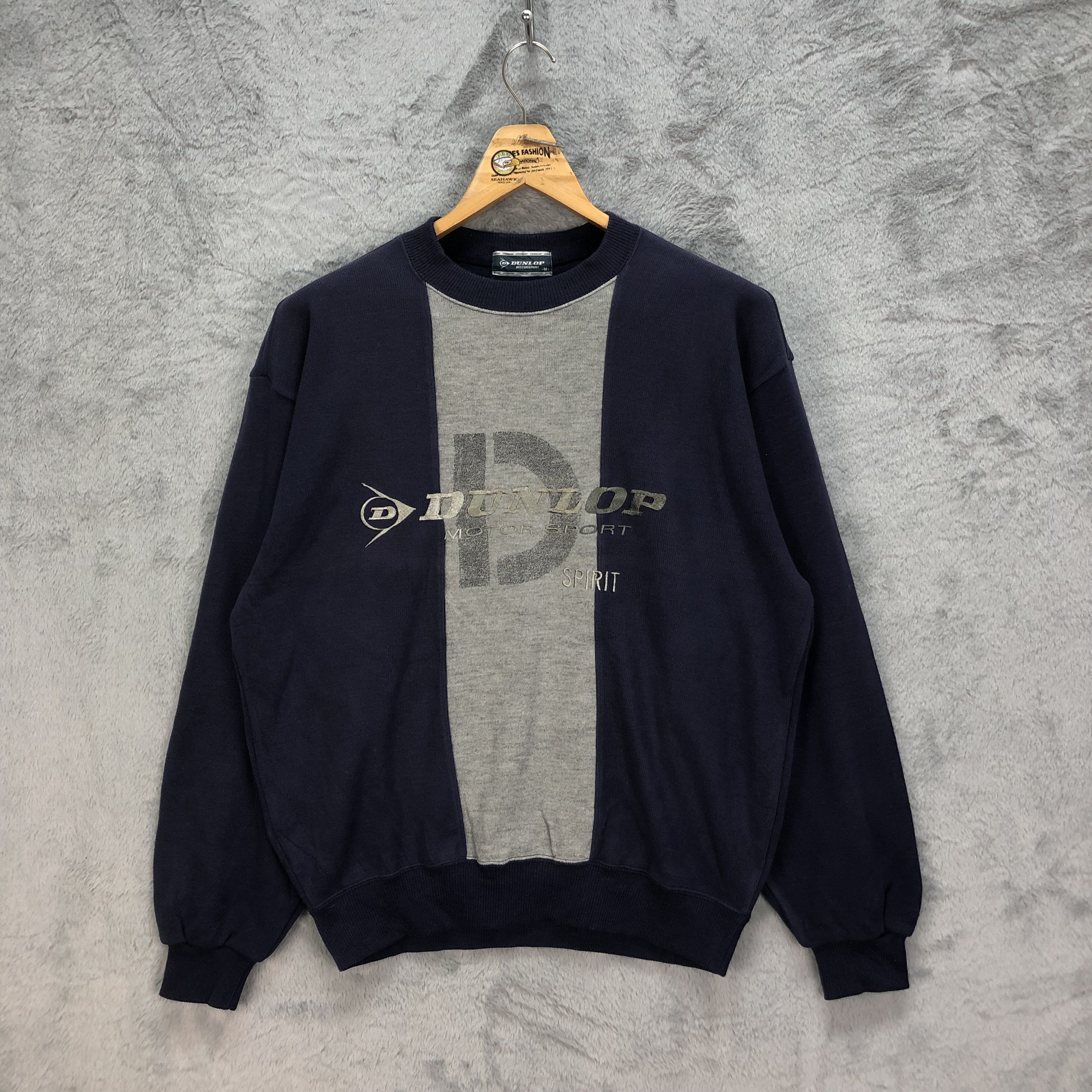 Dunlop VINTAGE DUNLOP MOTOR SPORT SPIRIT SWEATSHIRTS #5161-176 Size US M / EU 48-50 / 2 - 1 Thumbnail