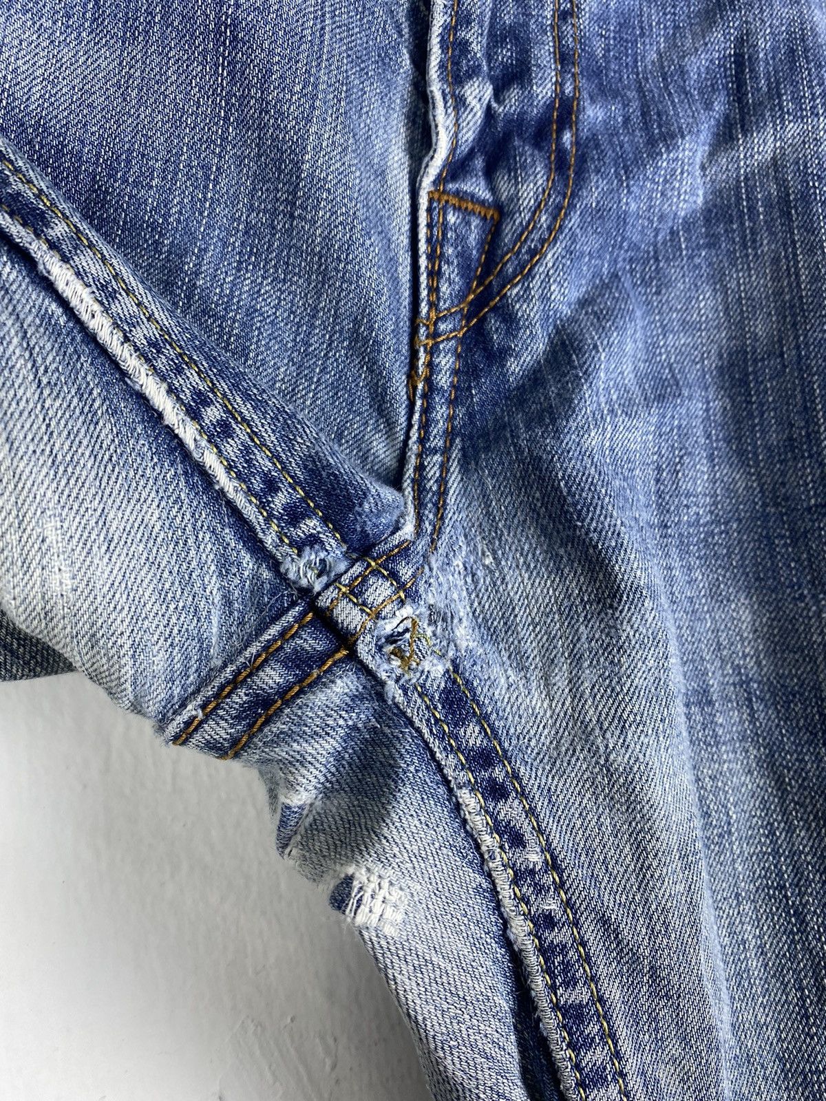 Levi's OFFER🔥 Vintage Levi’s 504 White Oak Stonewashed Denim Jeans Size US 34 / EU 50 - 14 Thumbnail