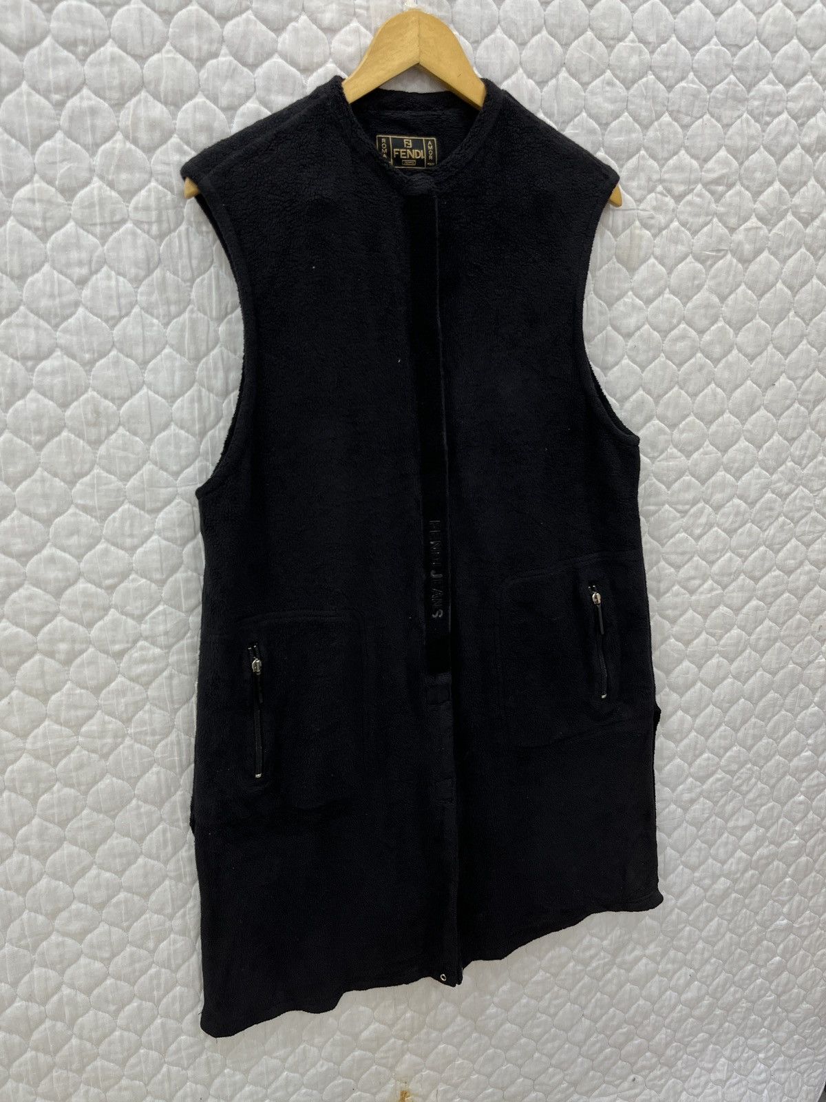 Fendi (Iiii). 🔥🔥FENDI SLEEVELESS VELCRO TAPE FLEECE JACKET Size S / US 4 / IT 40 - 3 Thumbnail