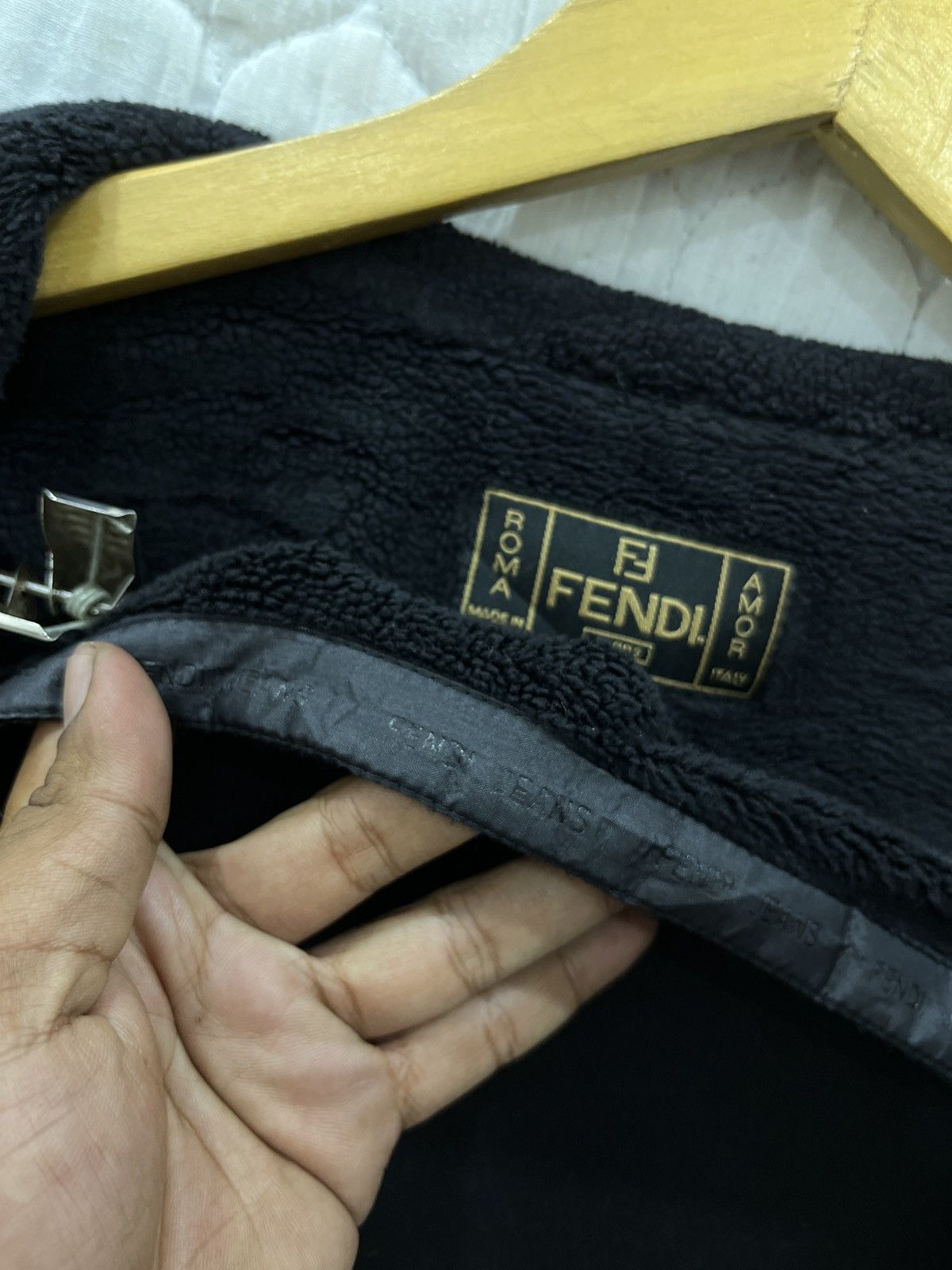 Fendi (Iiii). 🔥🔥FENDI SLEEVELESS VELCRO TAPE FLEECE JACKET Size S / US 4 / IT 40 - 7 Thumbnail